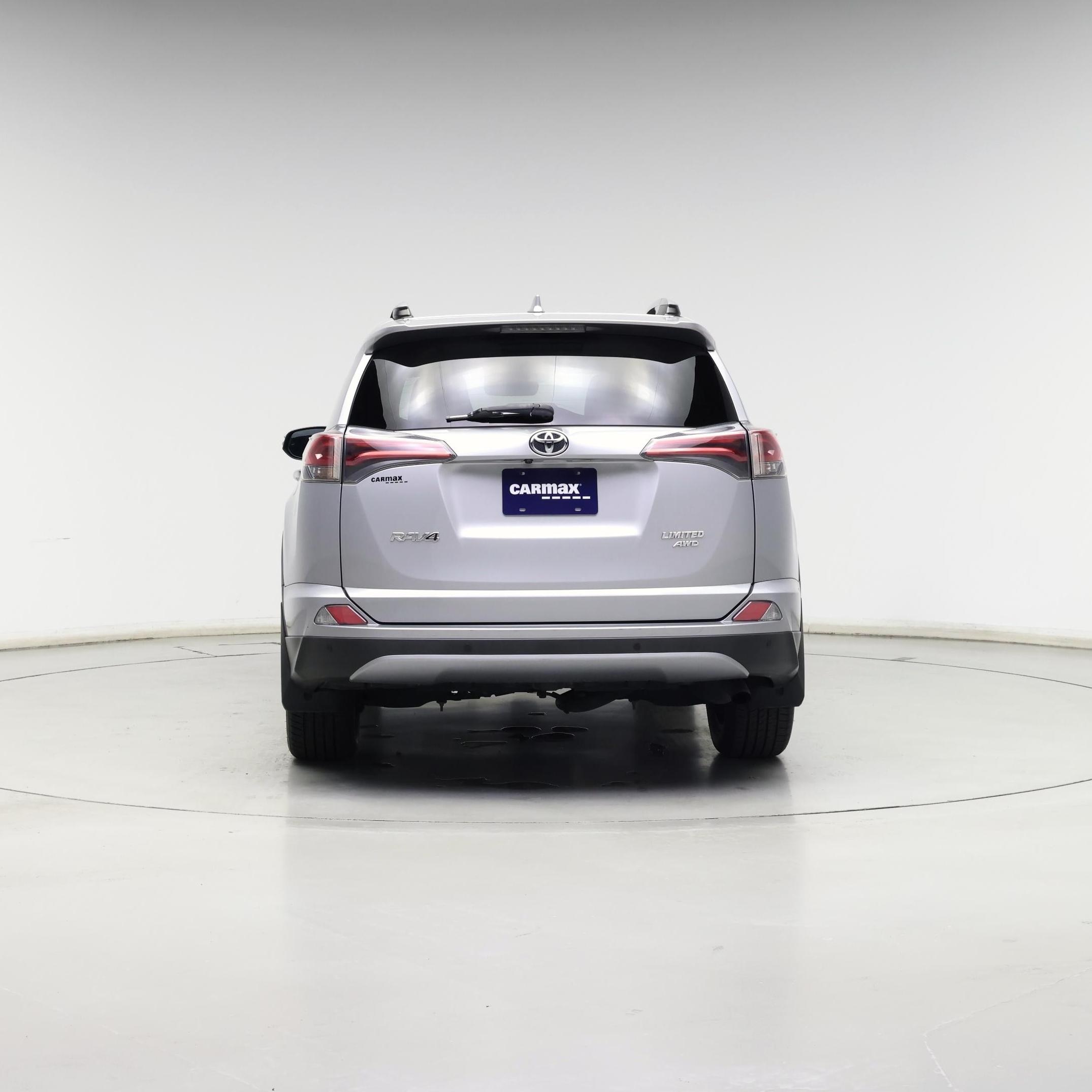 Thumbnail: 2017 Toyota RAV4 - 6
