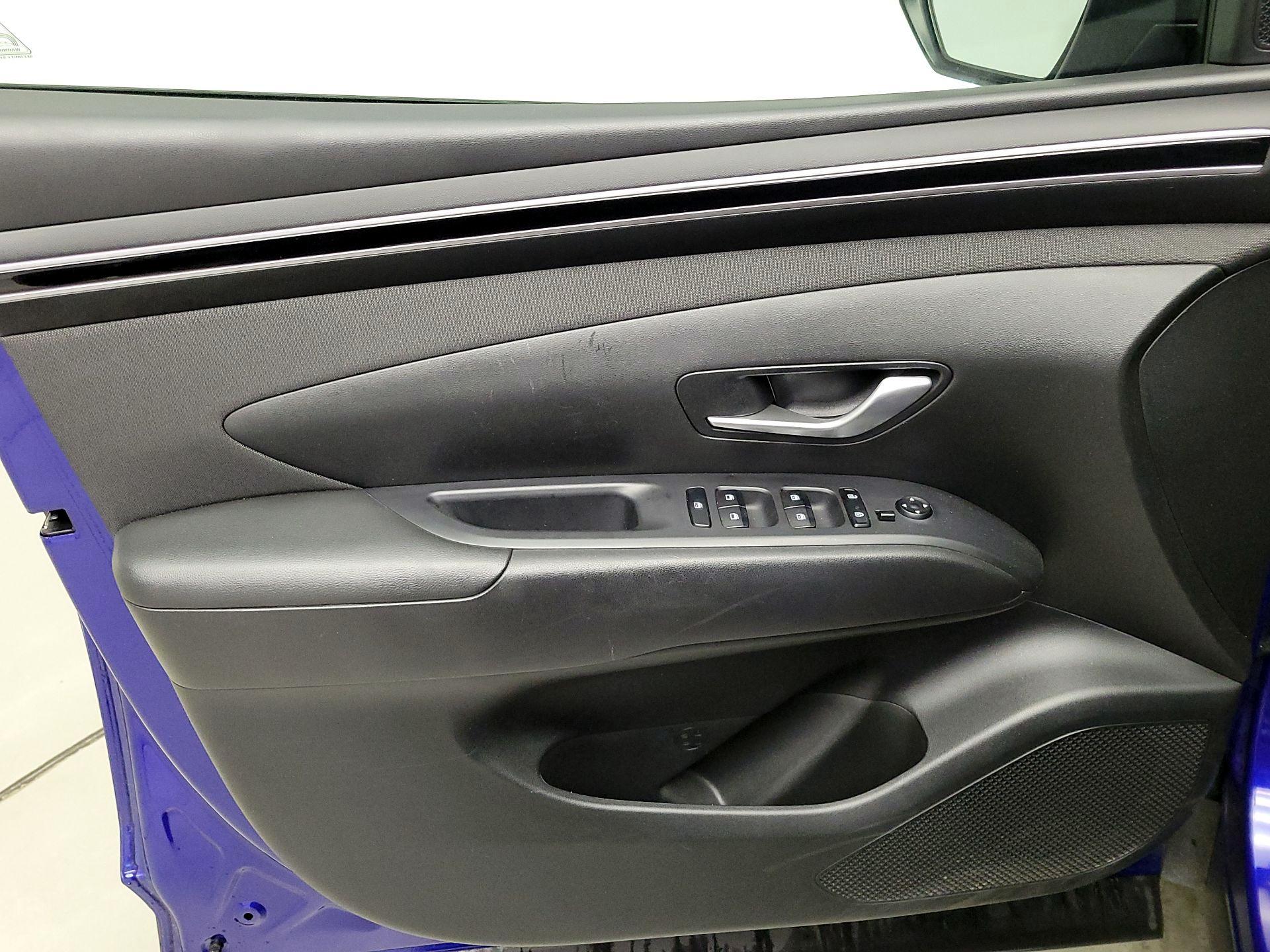Thumbnail: 2023 Hyundai Tucson - 12