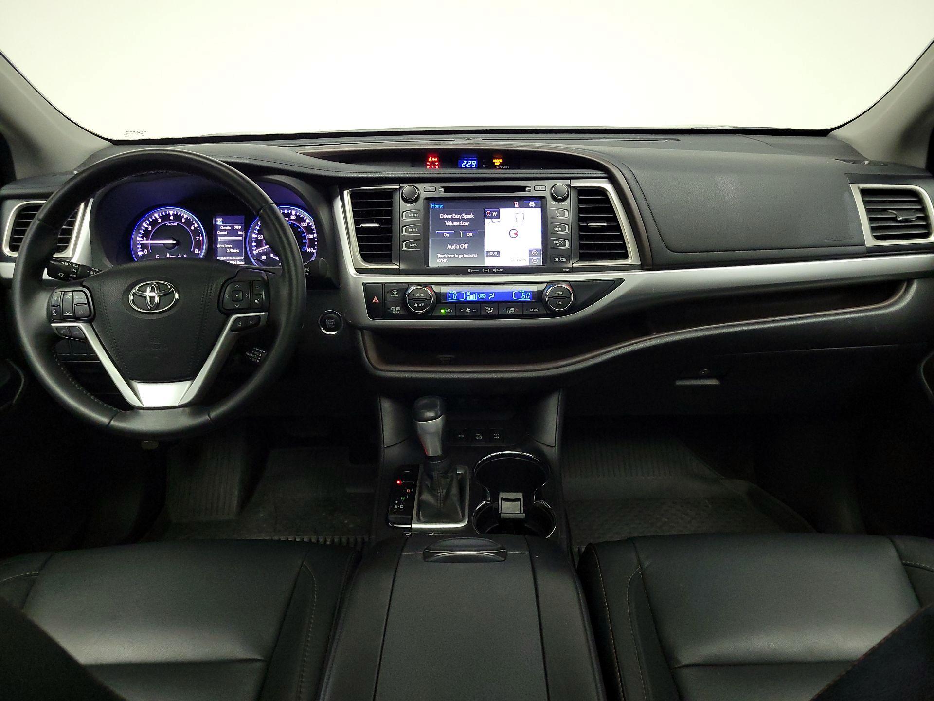 Thumbnail: 2017 Toyota Highlander - 9