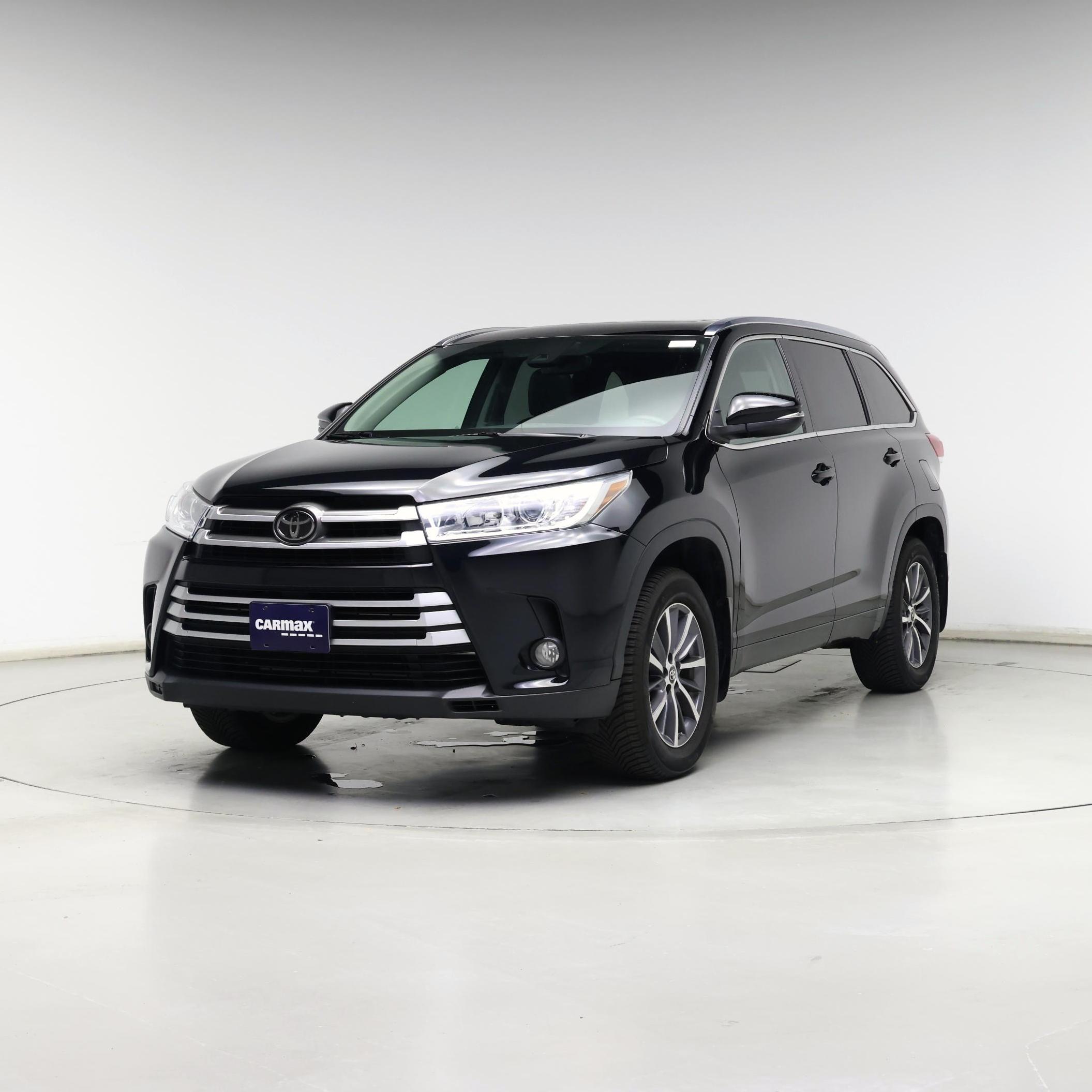 Thumbnail: 2017 Toyota Highlander - 4