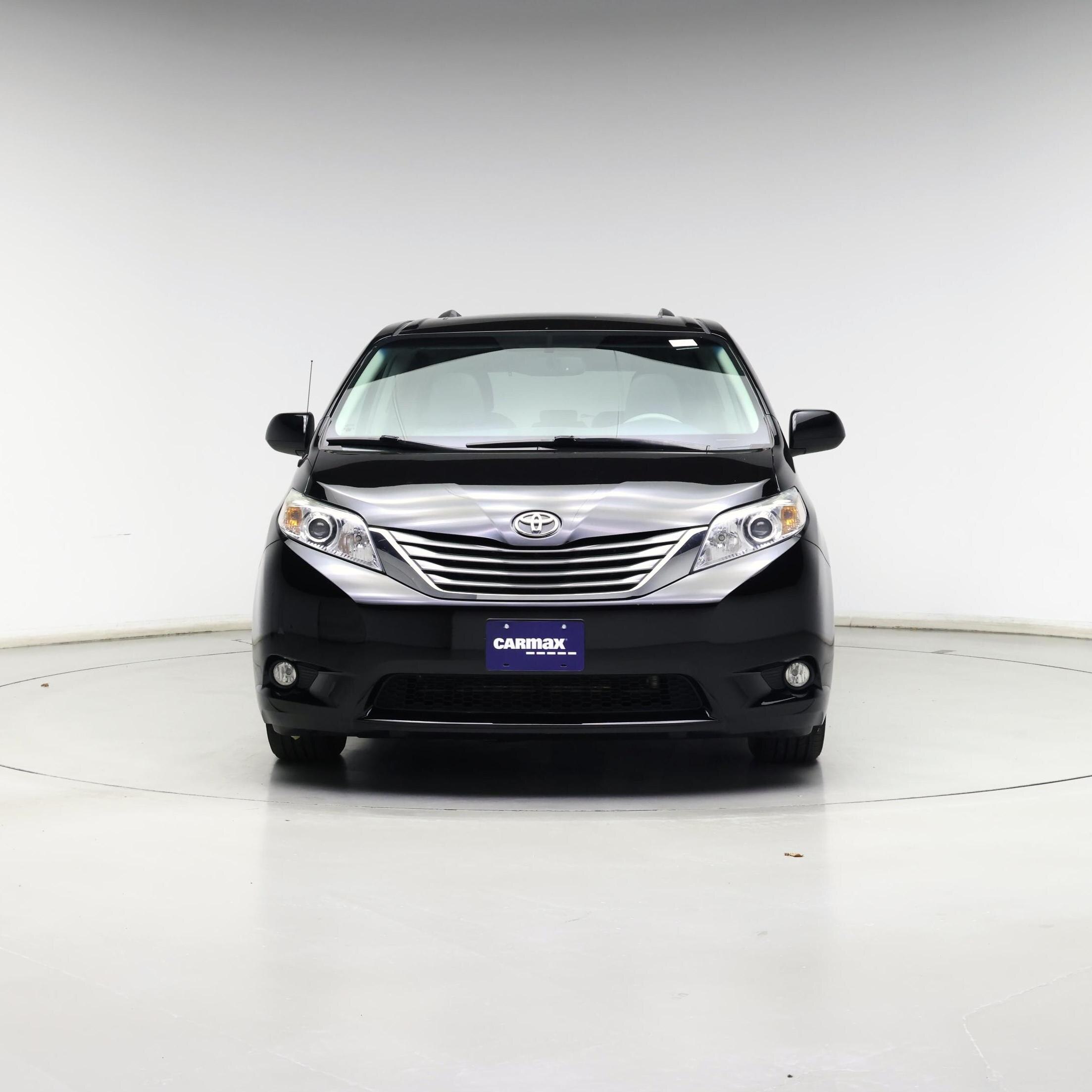 Thumbnail: 2014 Toyota Sienna - 5