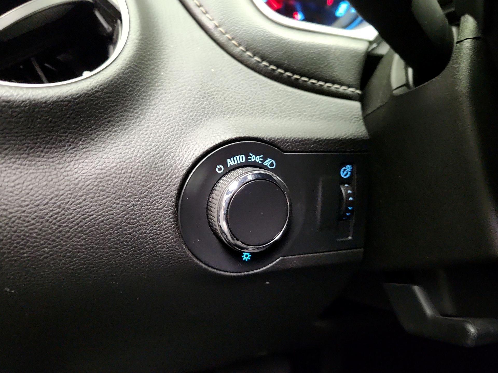 Thumbnail: 2014 Chevrolet Camaro - 13