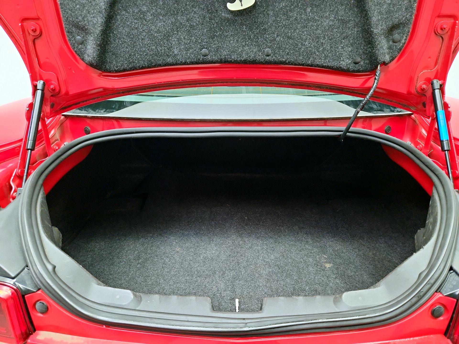 Thumbnail: 2014 Chevrolet Camaro - 18