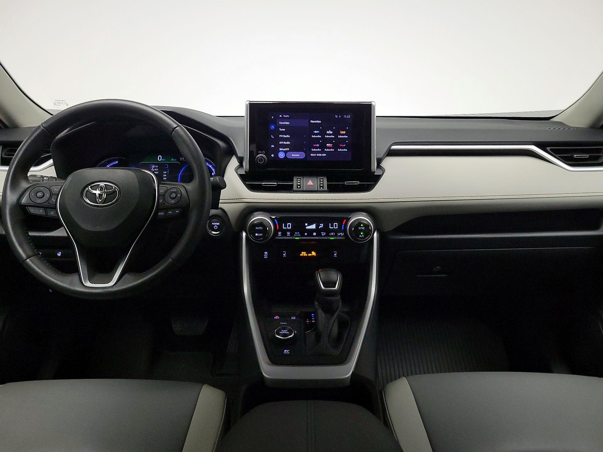 Thumbnail: 2025 Toyota RAV4 - 9