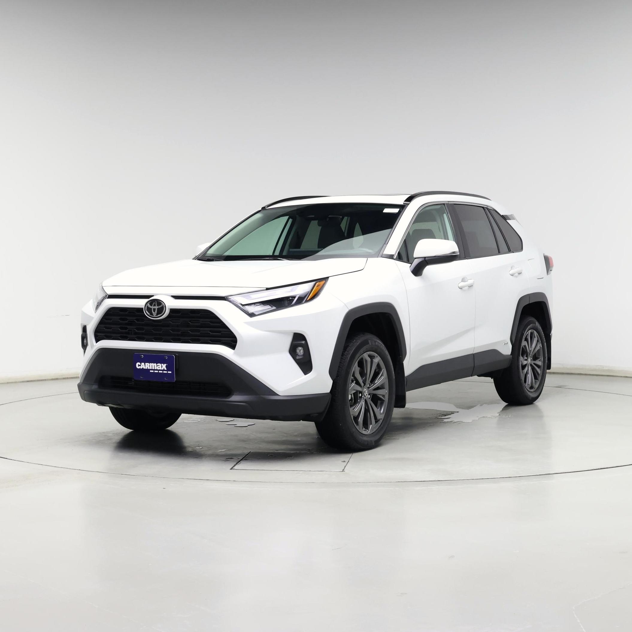 Thumbnail: 2025 Toyota RAV4 - 4