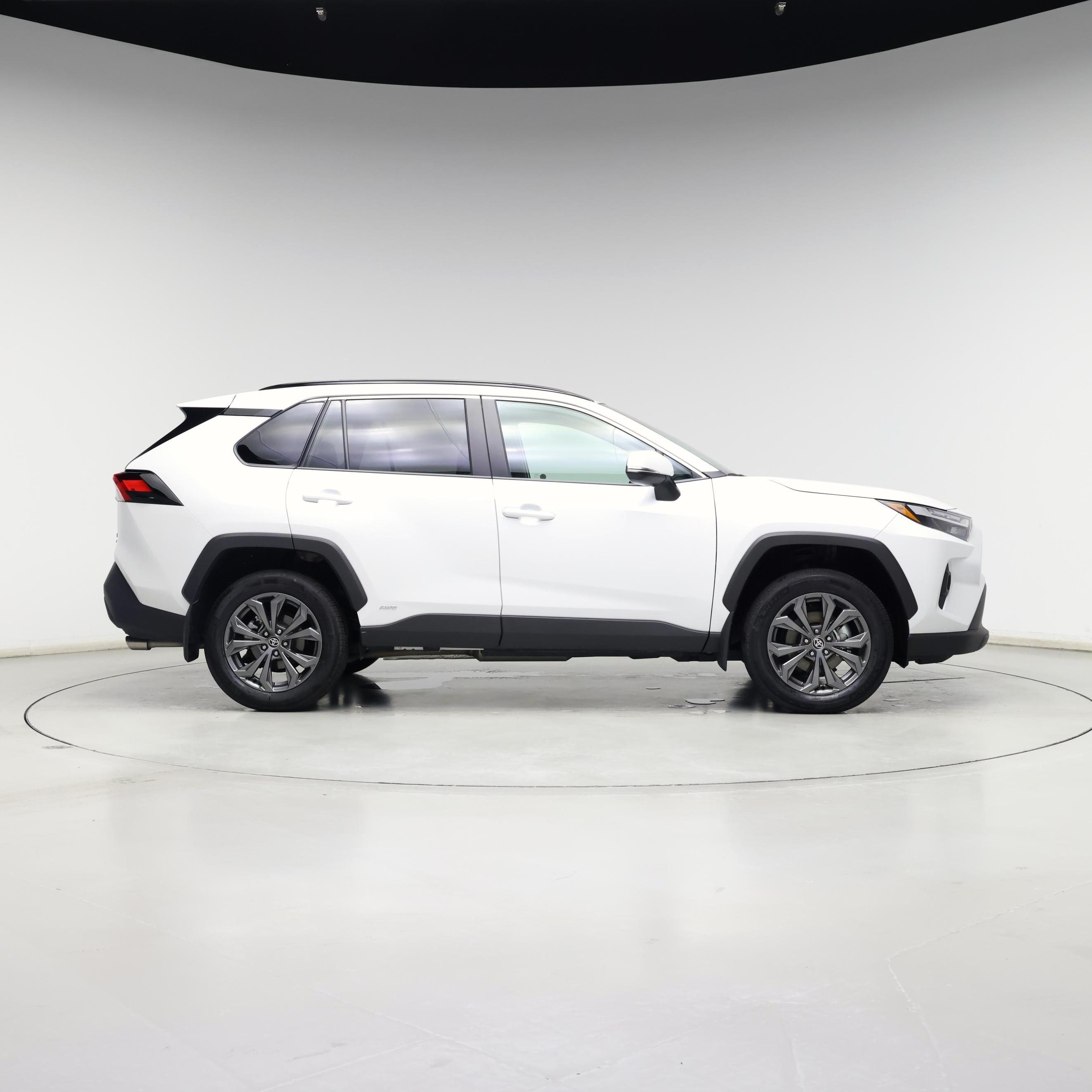Thumbnail: 2025 Toyota RAV4 - 7