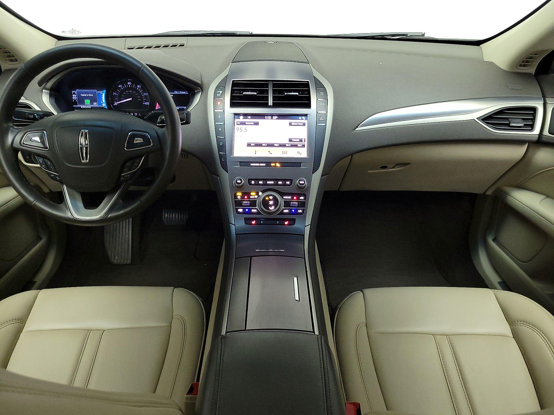 Thumbnail: 2019 Lincoln MKZ - 9