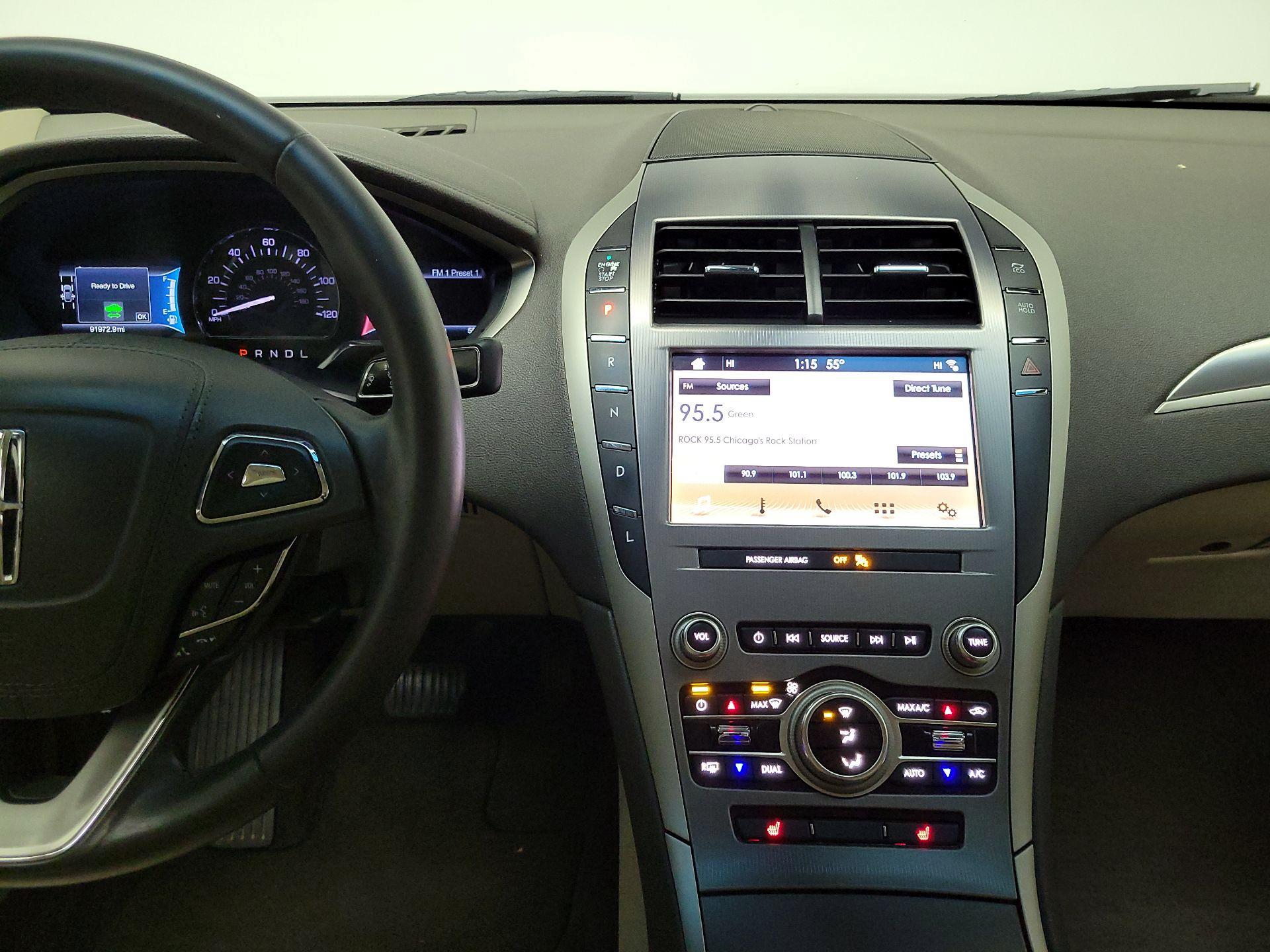 Thumbnail: 2019 Lincoln MKZ - 17