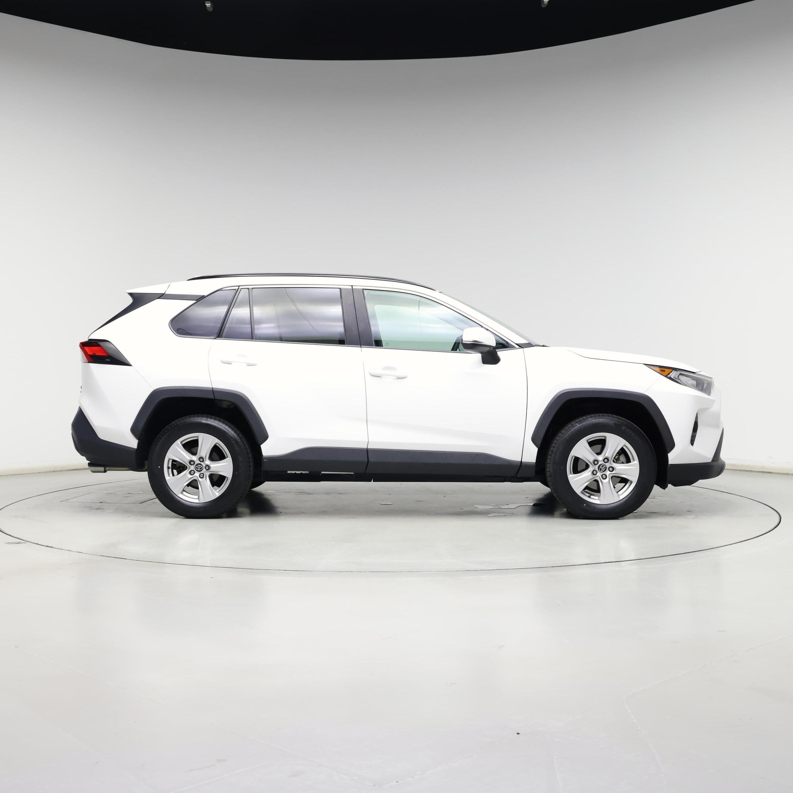 Thumbnail: 2020 Toyota RAV4 - 7