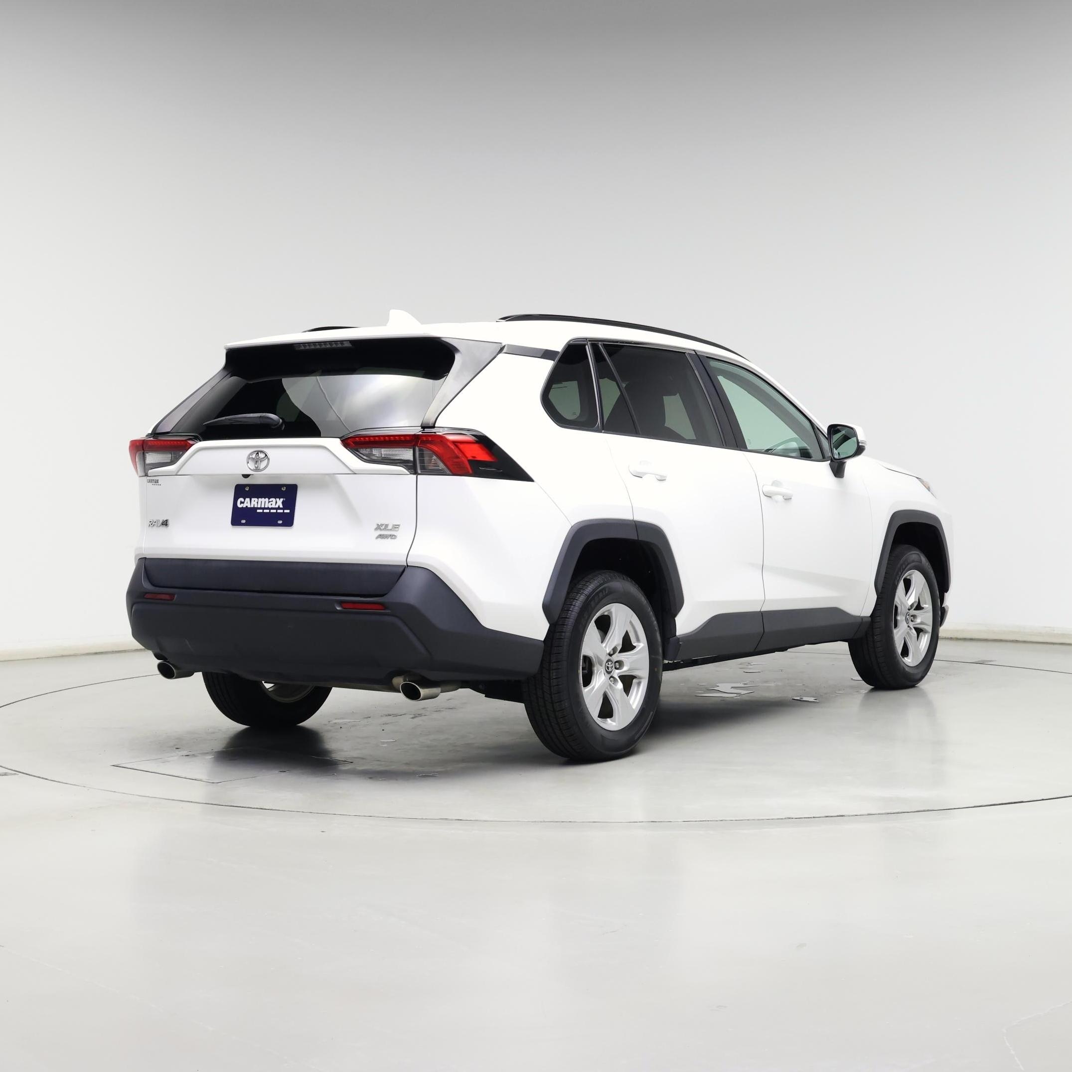Thumbnail: 2020 Toyota RAV4 - 8