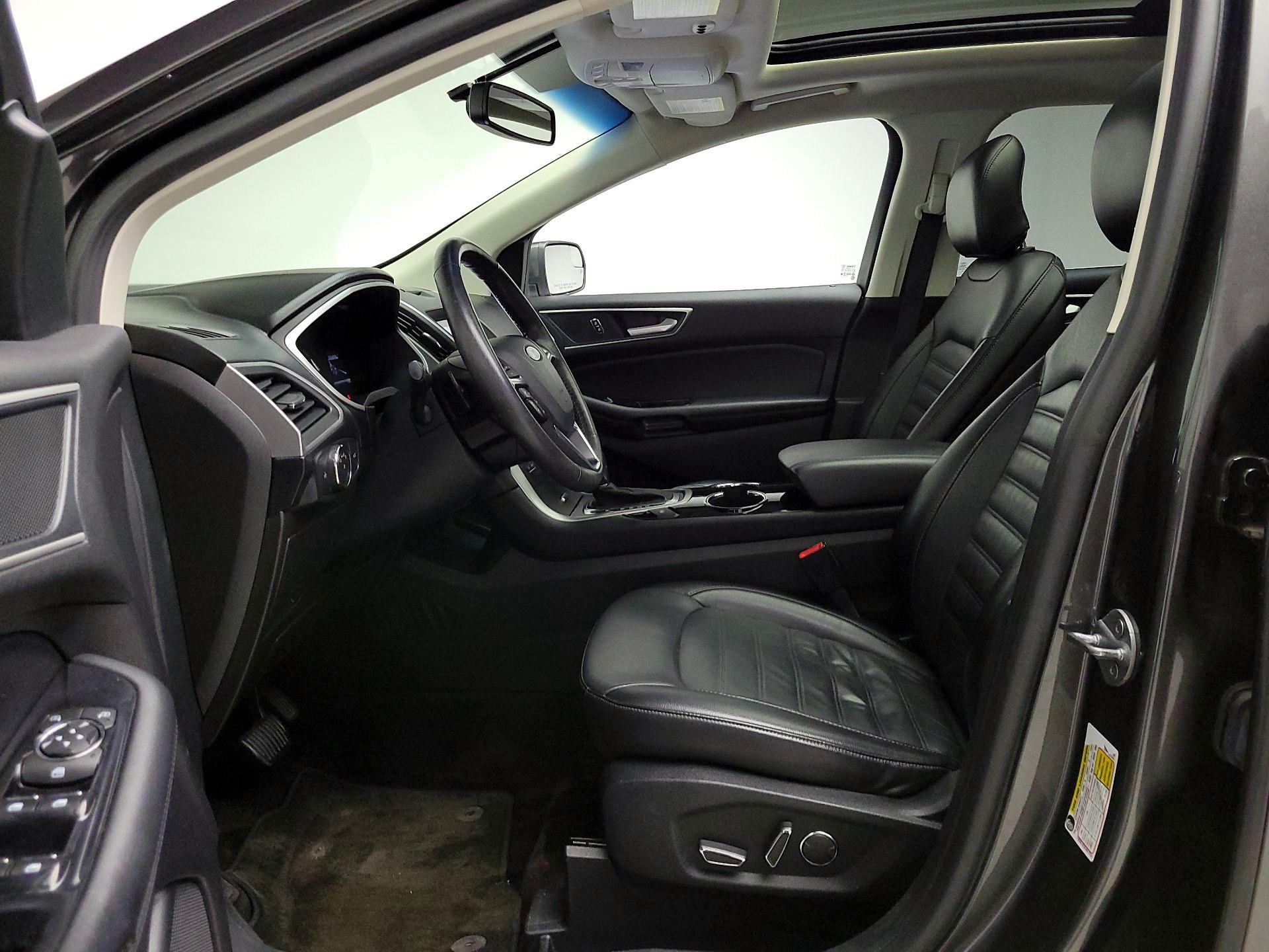 Thumbnail: 2018 Ford Edge - 11