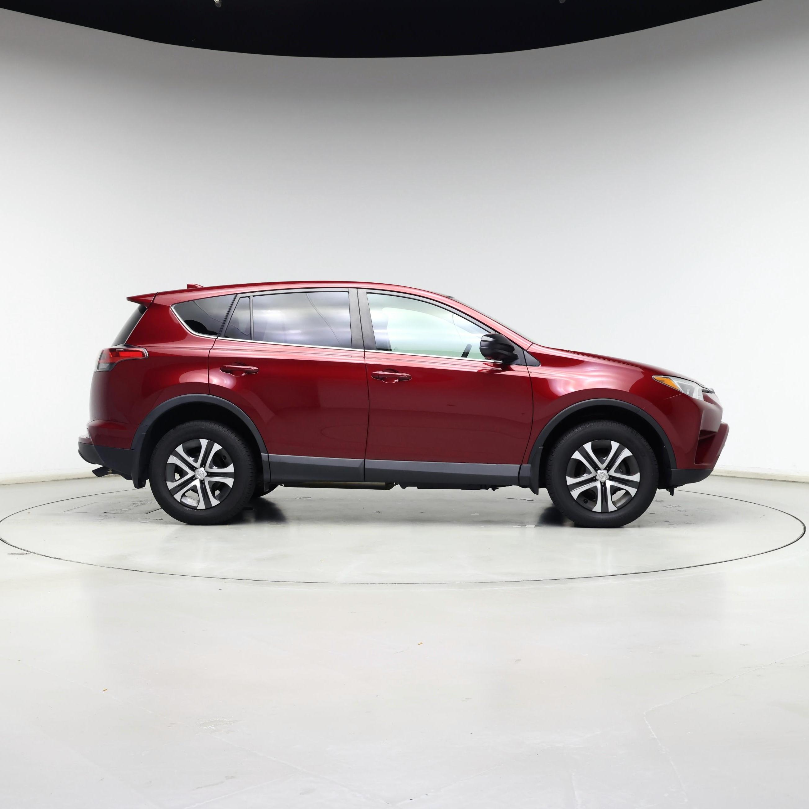 Thumbnail: 2018 Toyota RAV4 - 7