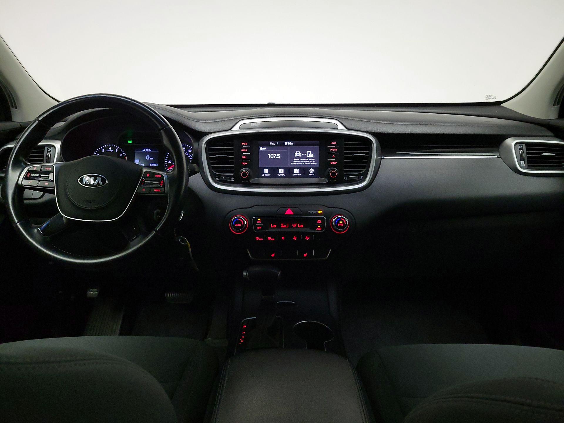 Thumbnail: 2019 Kia Sorento - 9