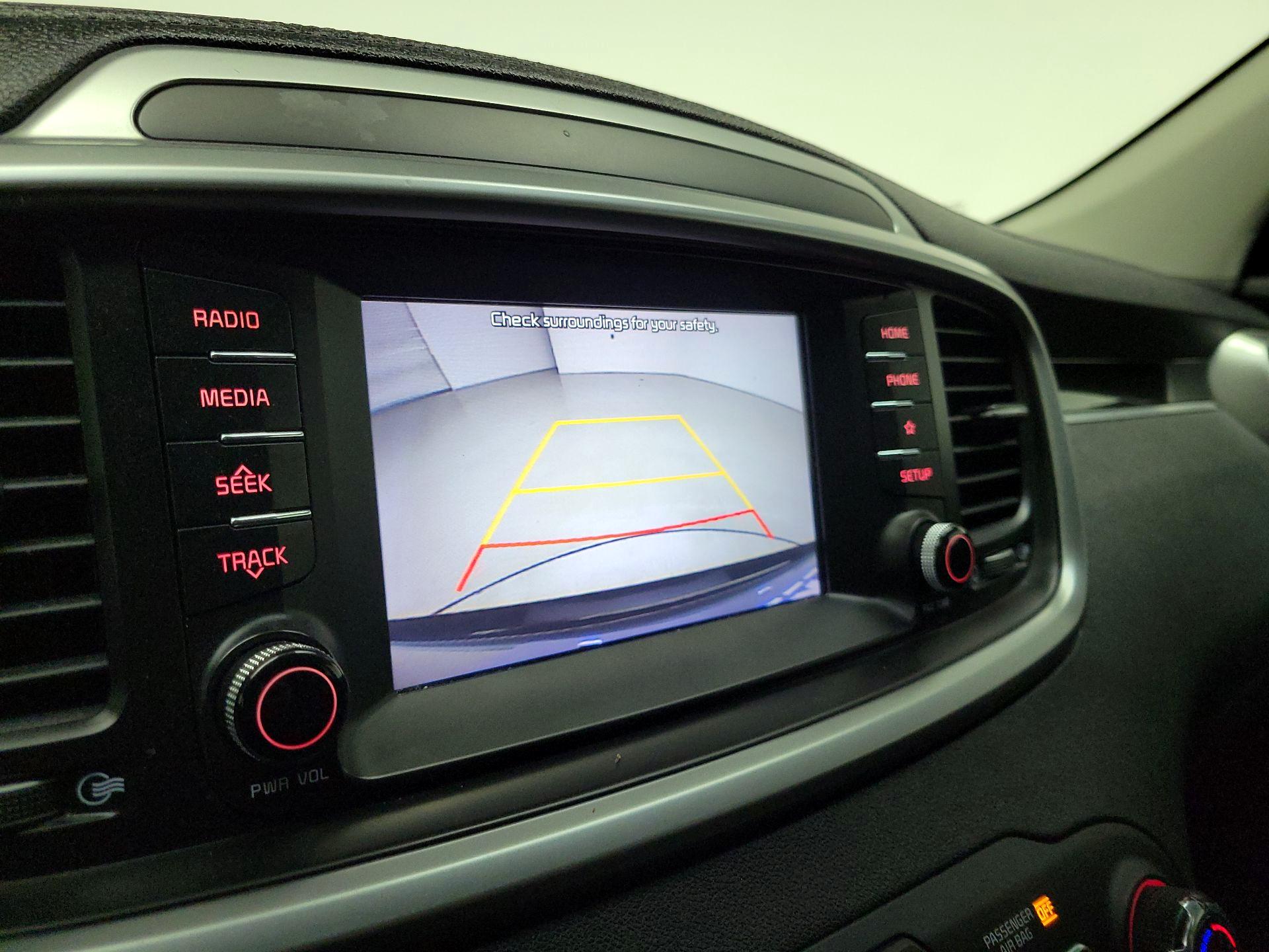 Thumbnail: 2019 Kia Sorento - 14