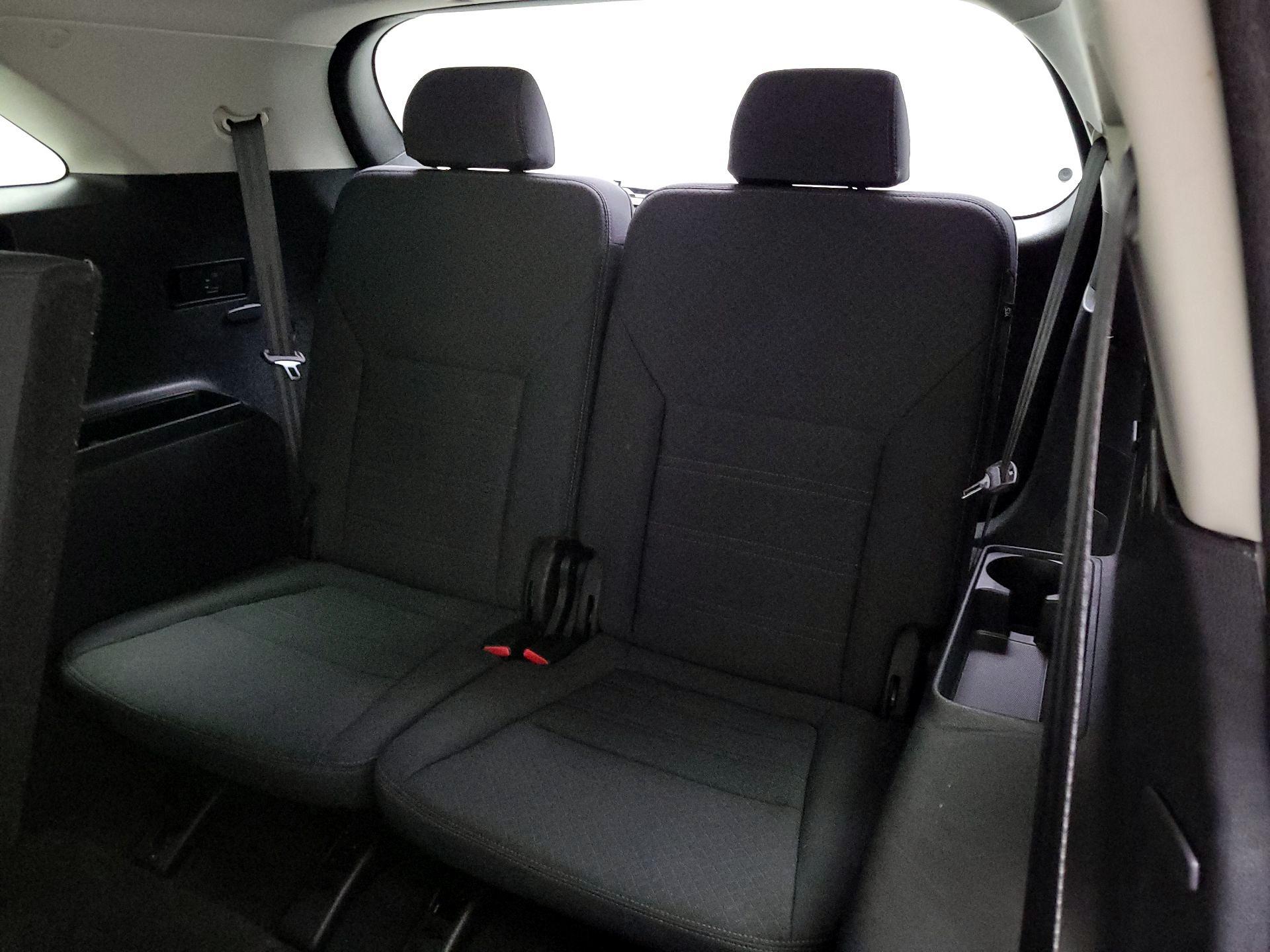 Thumbnail: 2019 Kia Sorento - 20