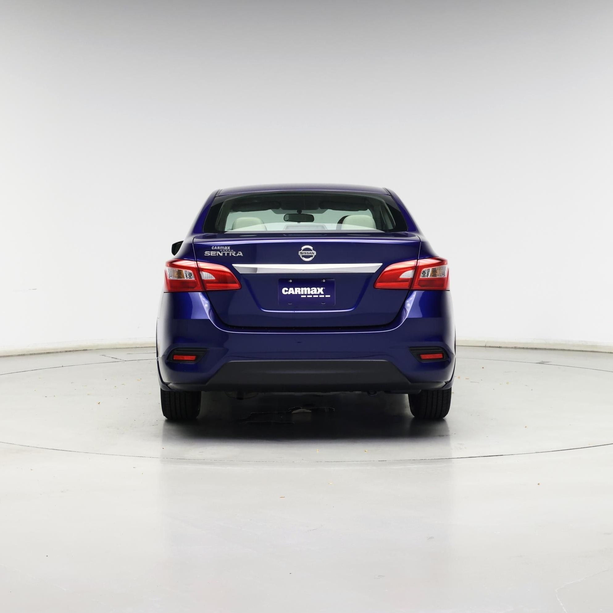 Thumbnail: 2016 Nissan Sentra - 6