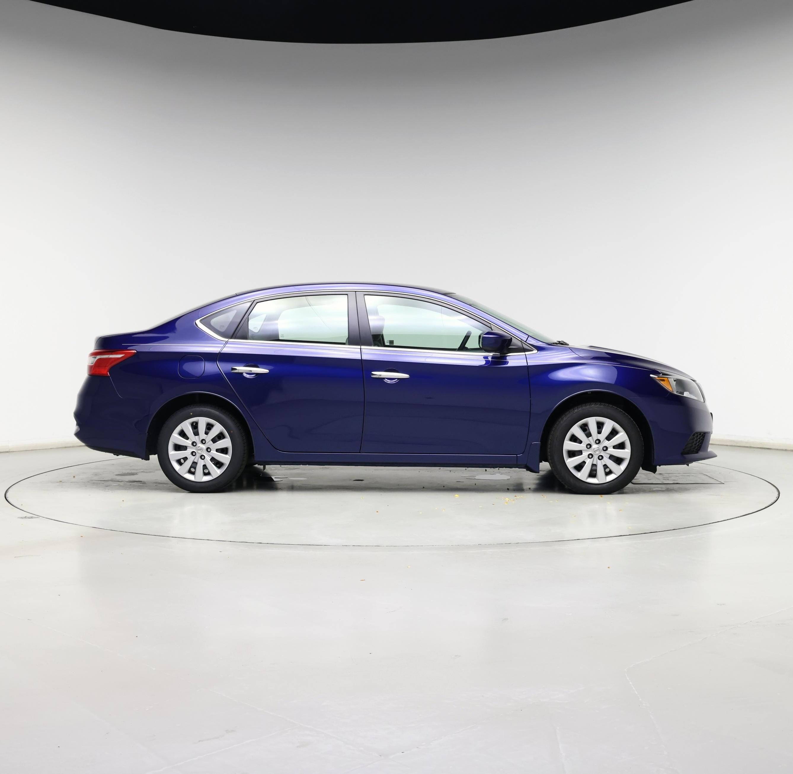 Thumbnail: 2016 Nissan Sentra - 7
