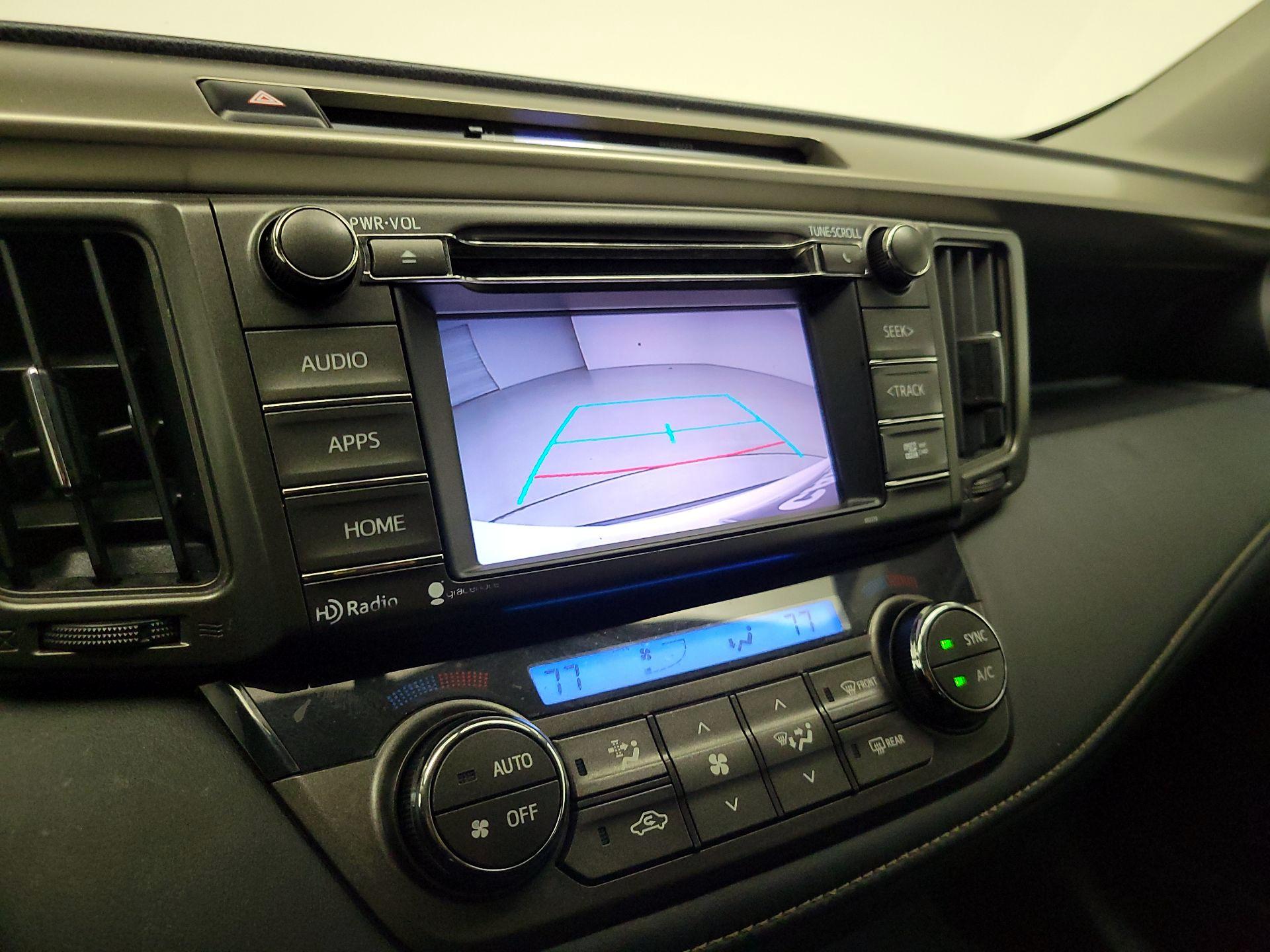Thumbnail: 2014 Toyota RAV4 - 15