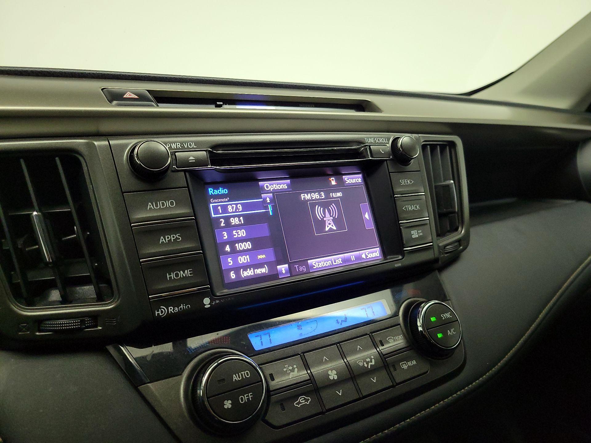 Thumbnail: 2014 Toyota RAV4 - 16