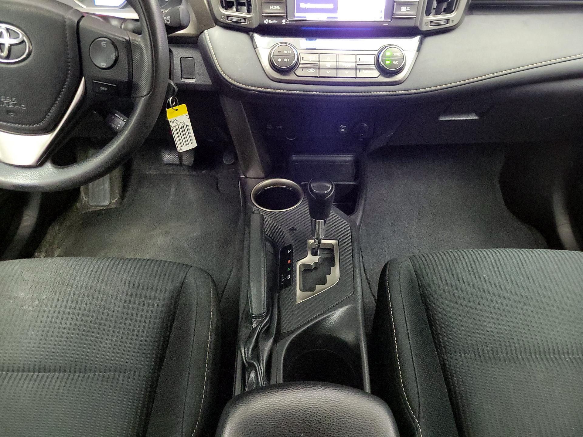 Thumbnail: 2014 Toyota RAV4 - 18
