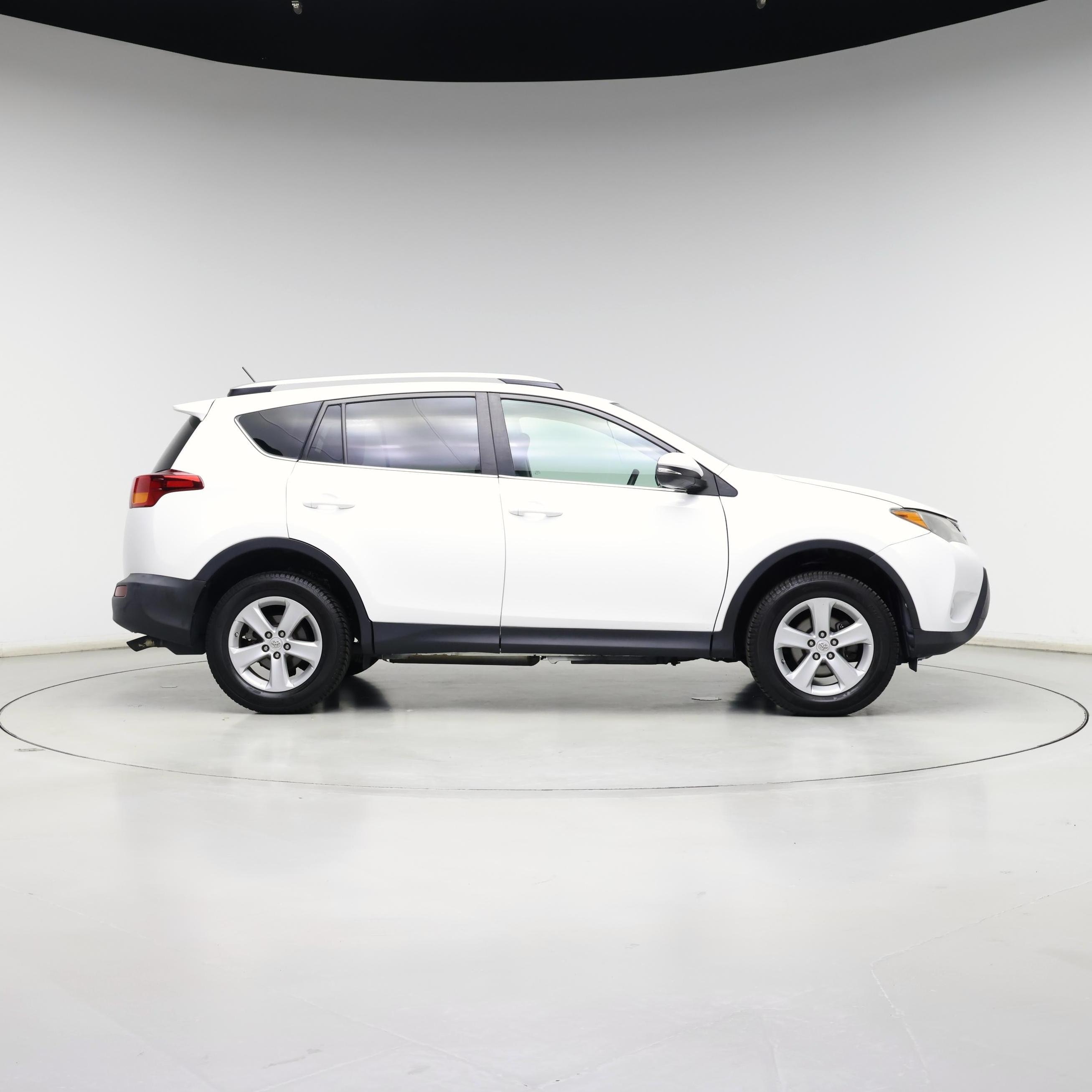 Thumbnail: 2014 Toyota RAV4 - 7