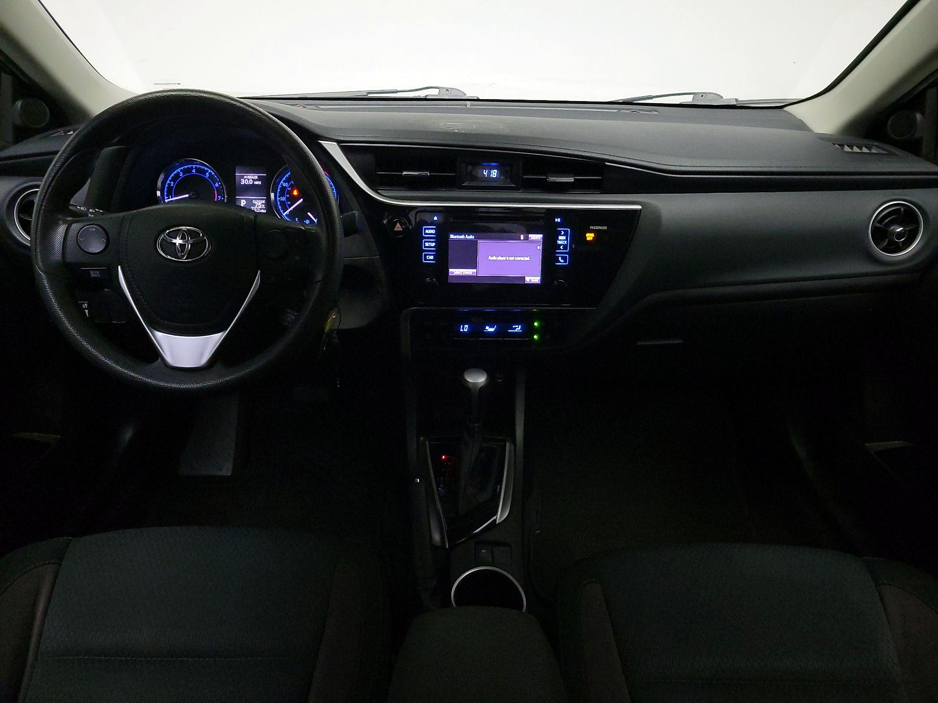 Thumbnail: 2017 Toyota Corolla - 9
