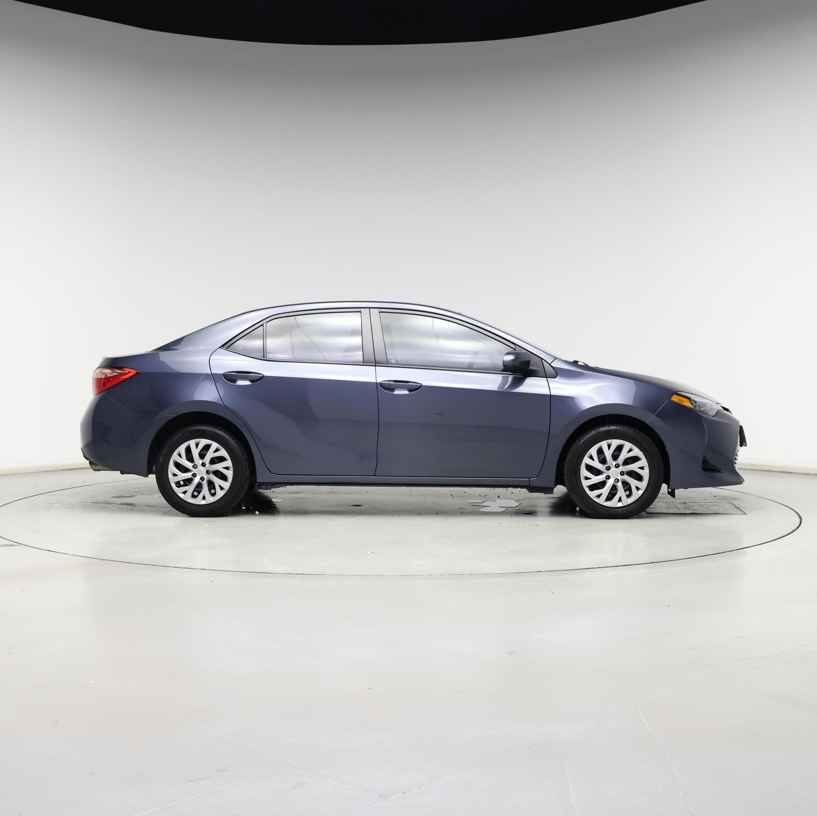 Thumbnail: 2017 Toyota Corolla - 7
