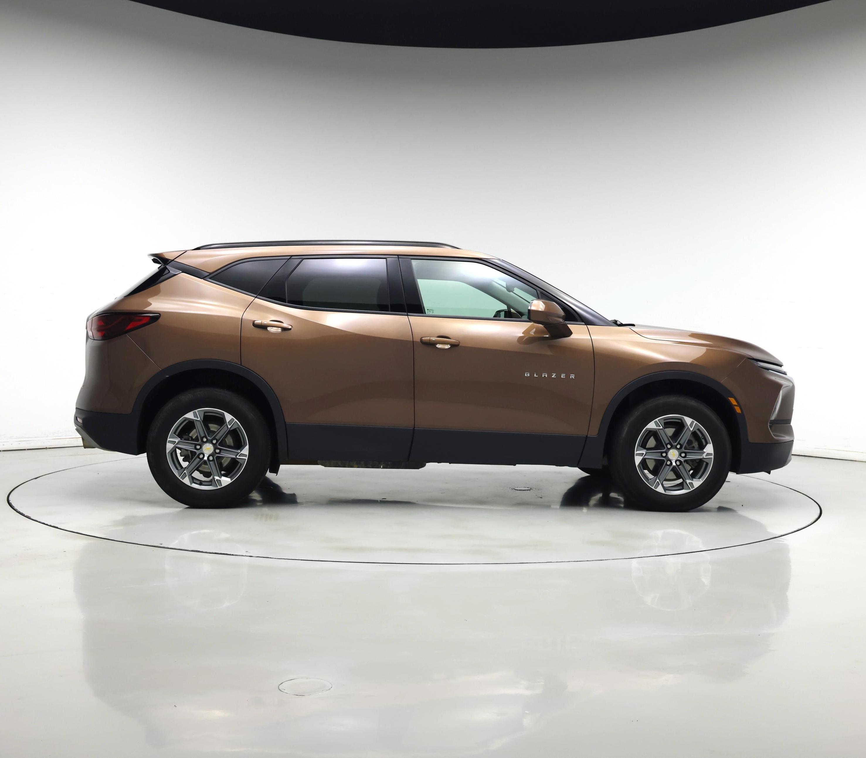 Thumbnail: 2023 Chevrolet Blazer - 7