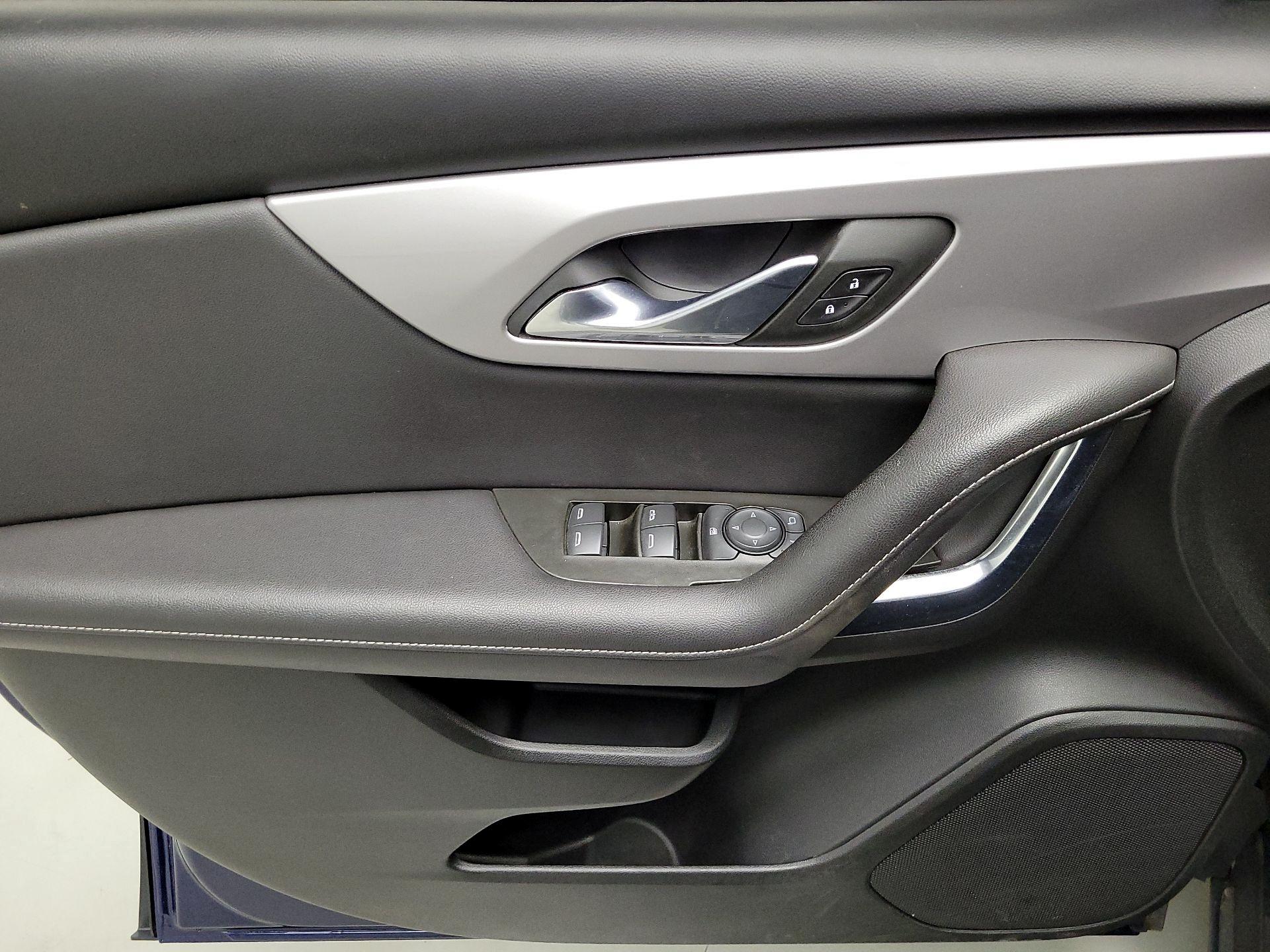 Thumbnail: 2023 Chevrolet Blazer - 12