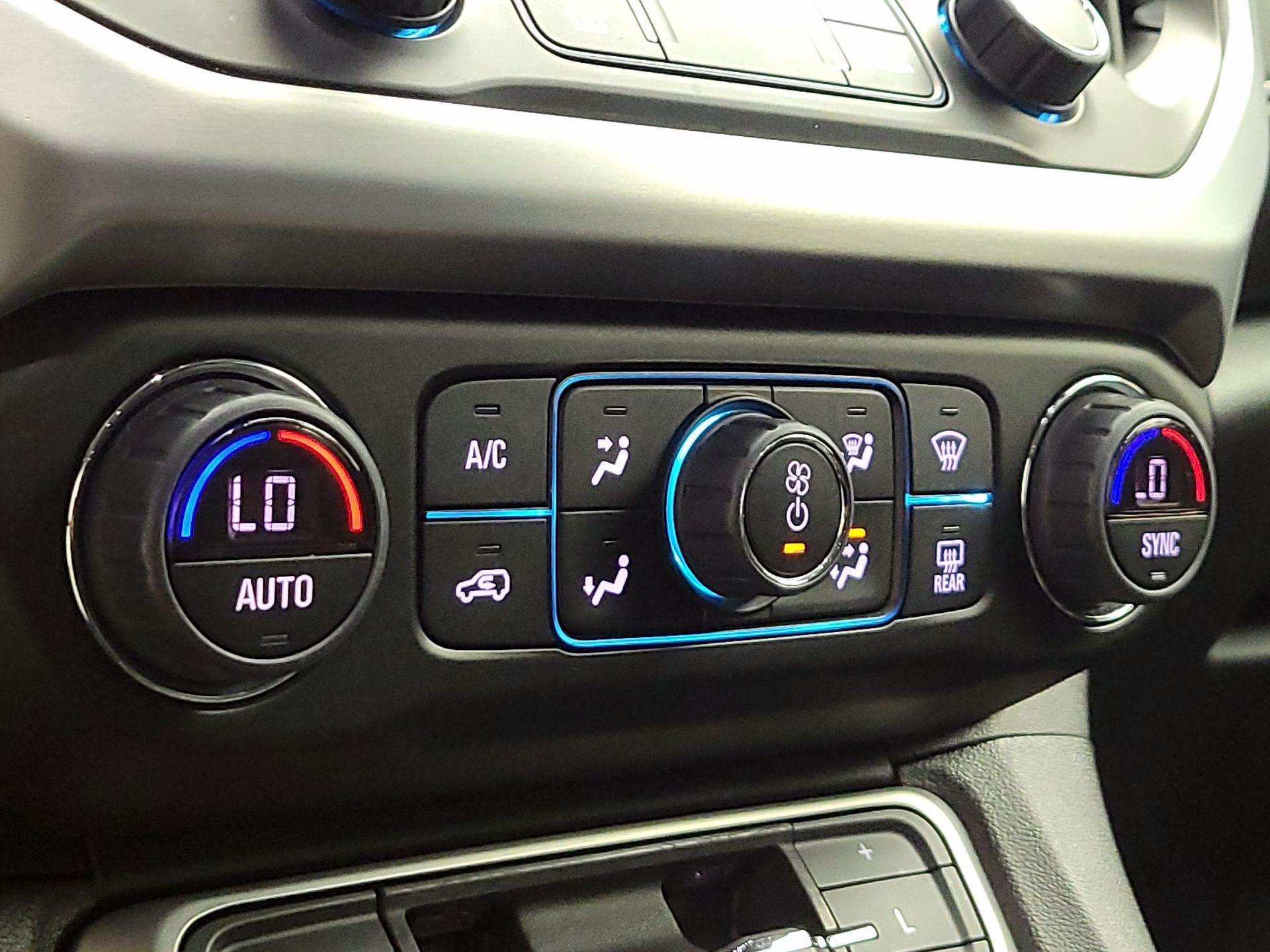 Thumbnail: 2023 GMC Acadia - 16