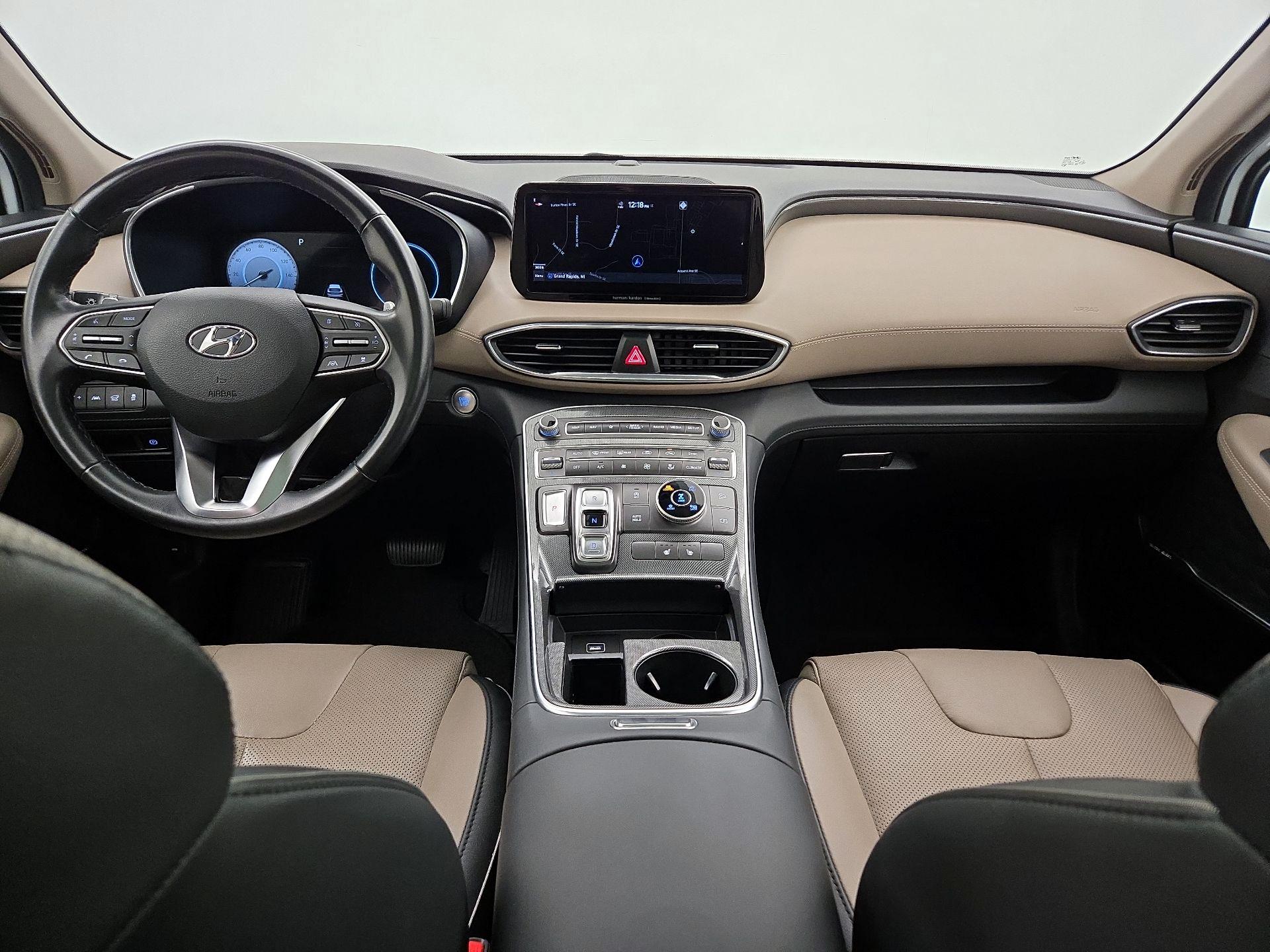 Thumbnail: 2022 Hyundai Santa Fe - 9