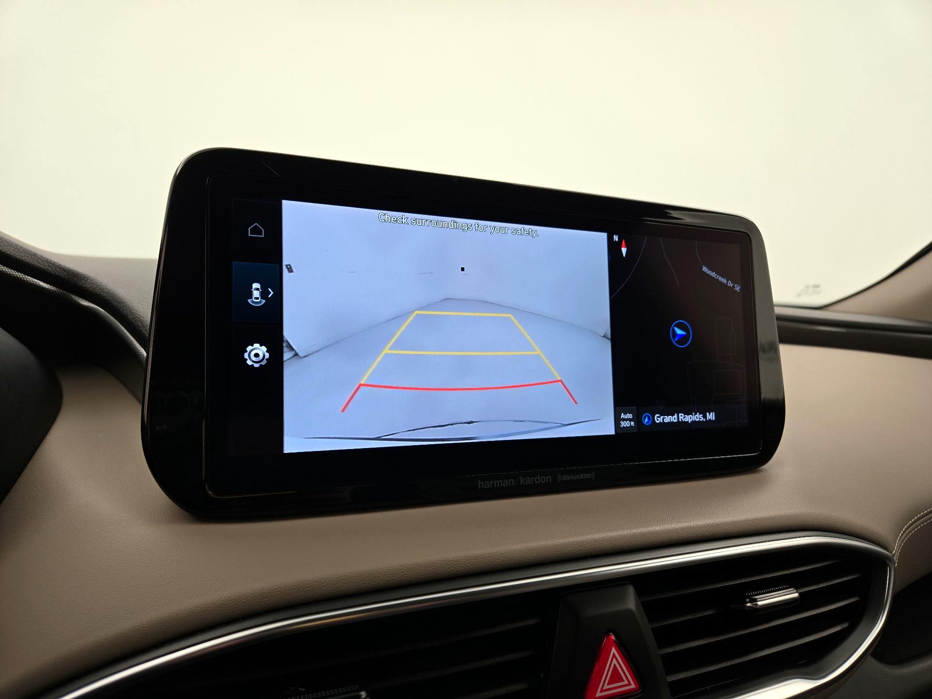 Thumbnail: 2022 Hyundai Santa Fe - 15