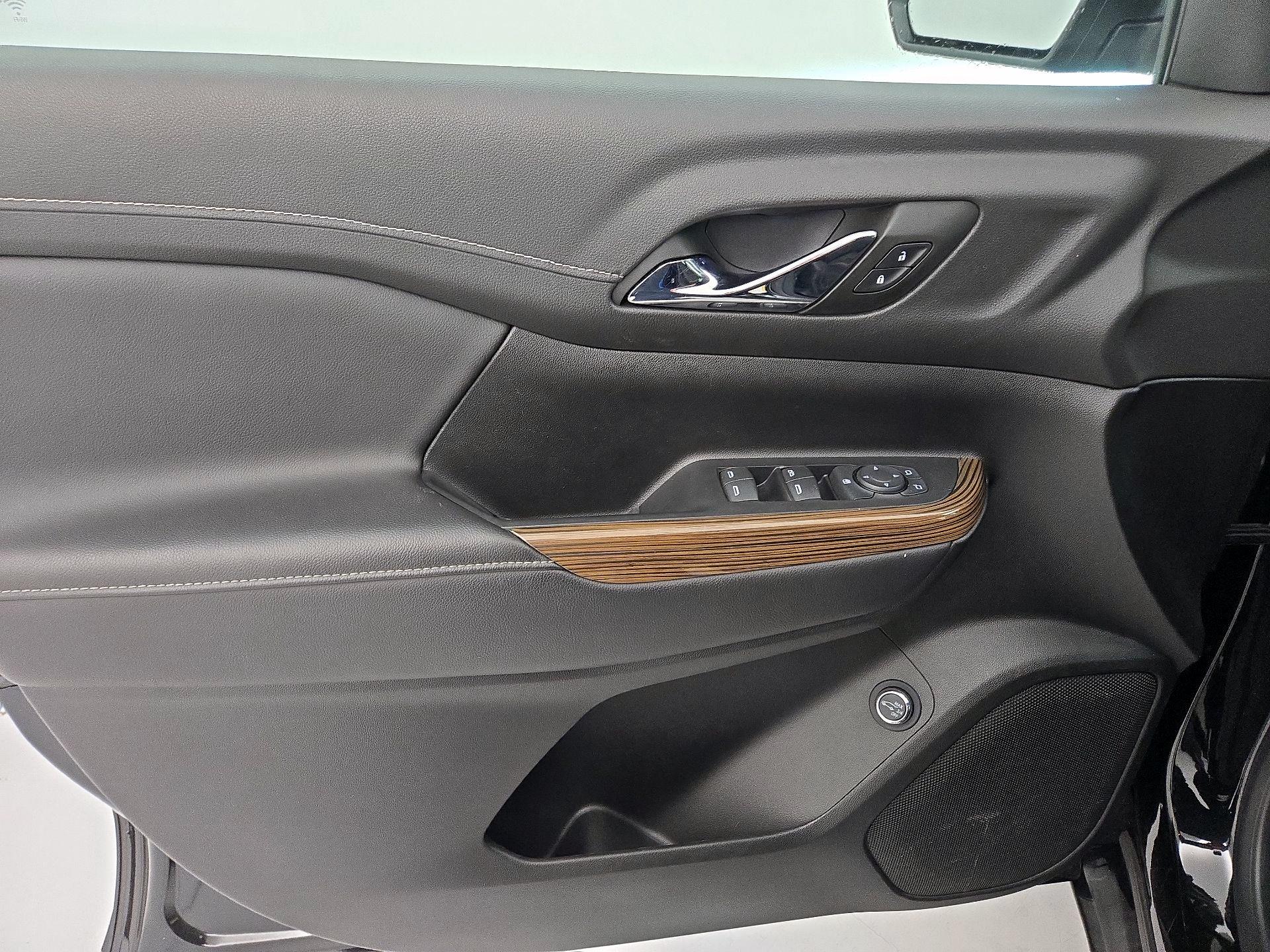 Thumbnail: 2023 GMC Acadia - 12