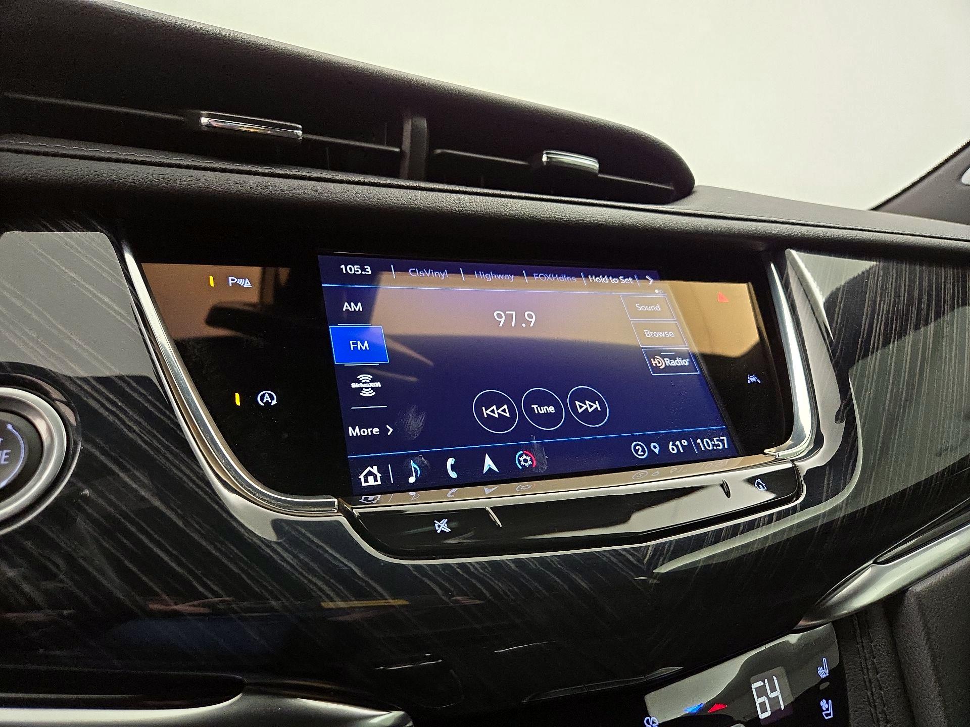 Thumbnail: 2023 Cadillac XT6 - 16