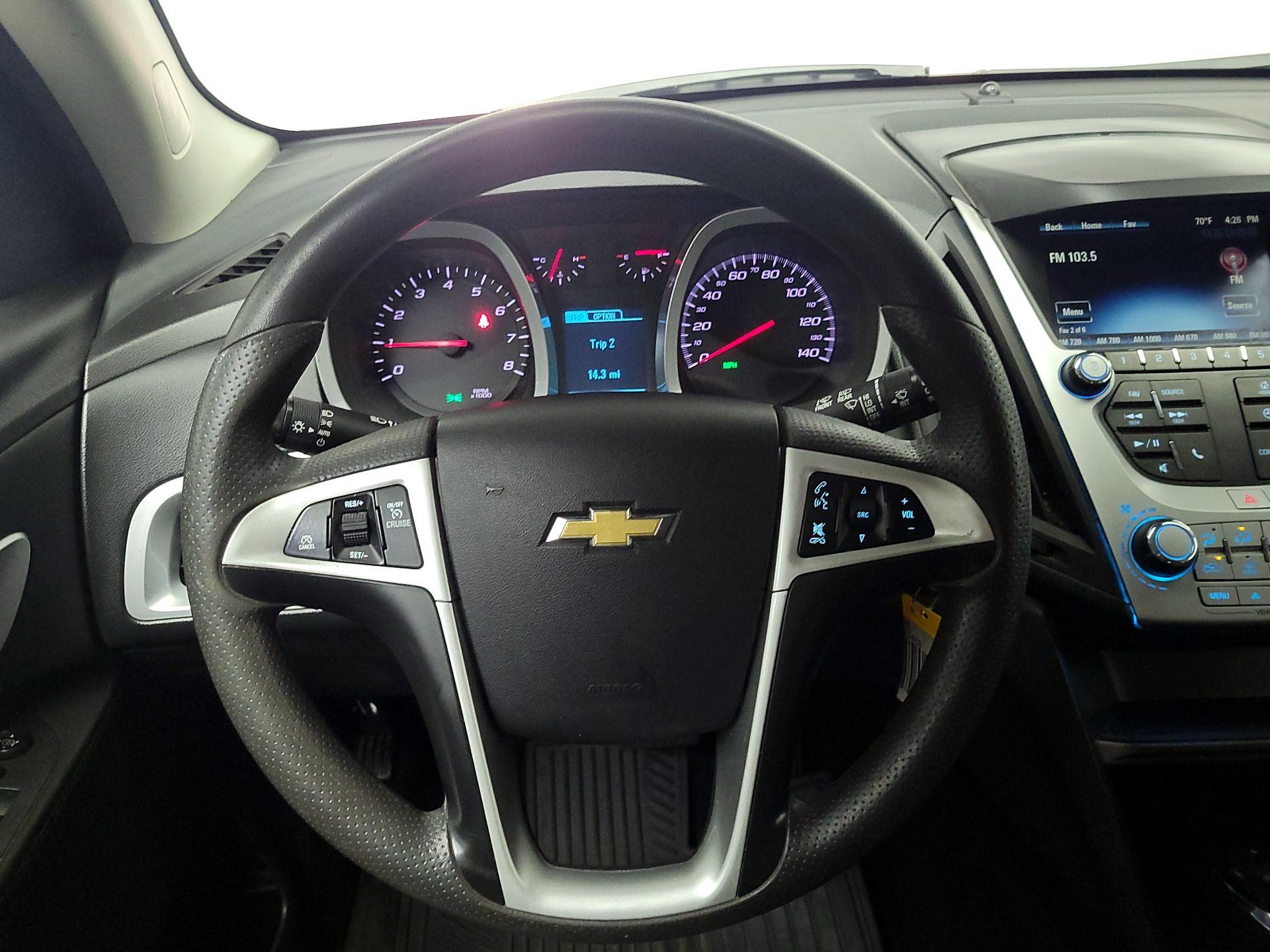 Thumbnail: 2017 Chevrolet Equinox - 10