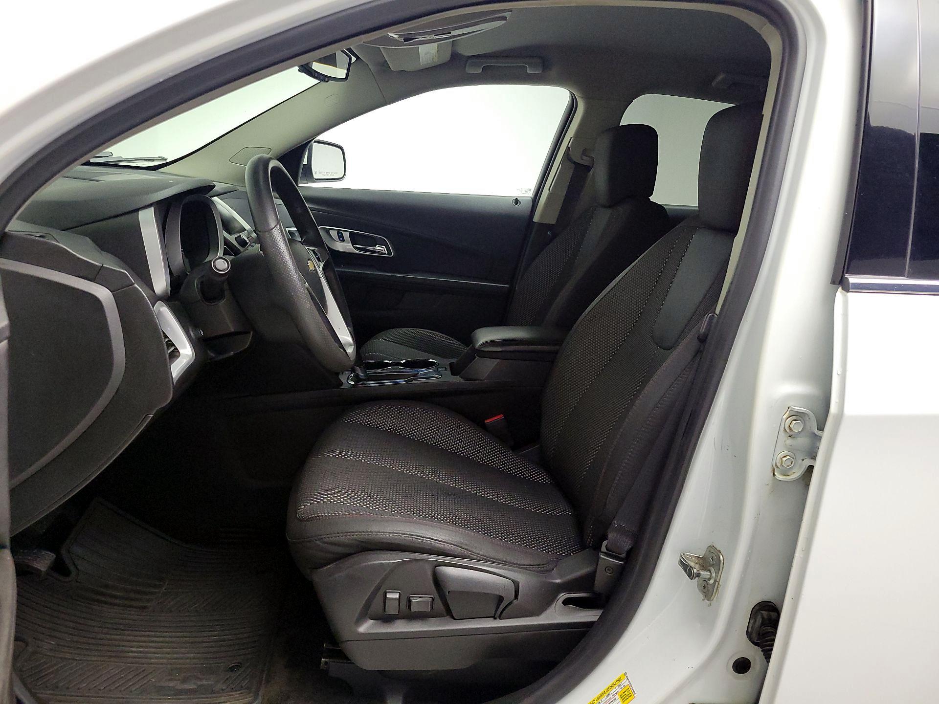 Thumbnail: 2017 Chevrolet Equinox - 11