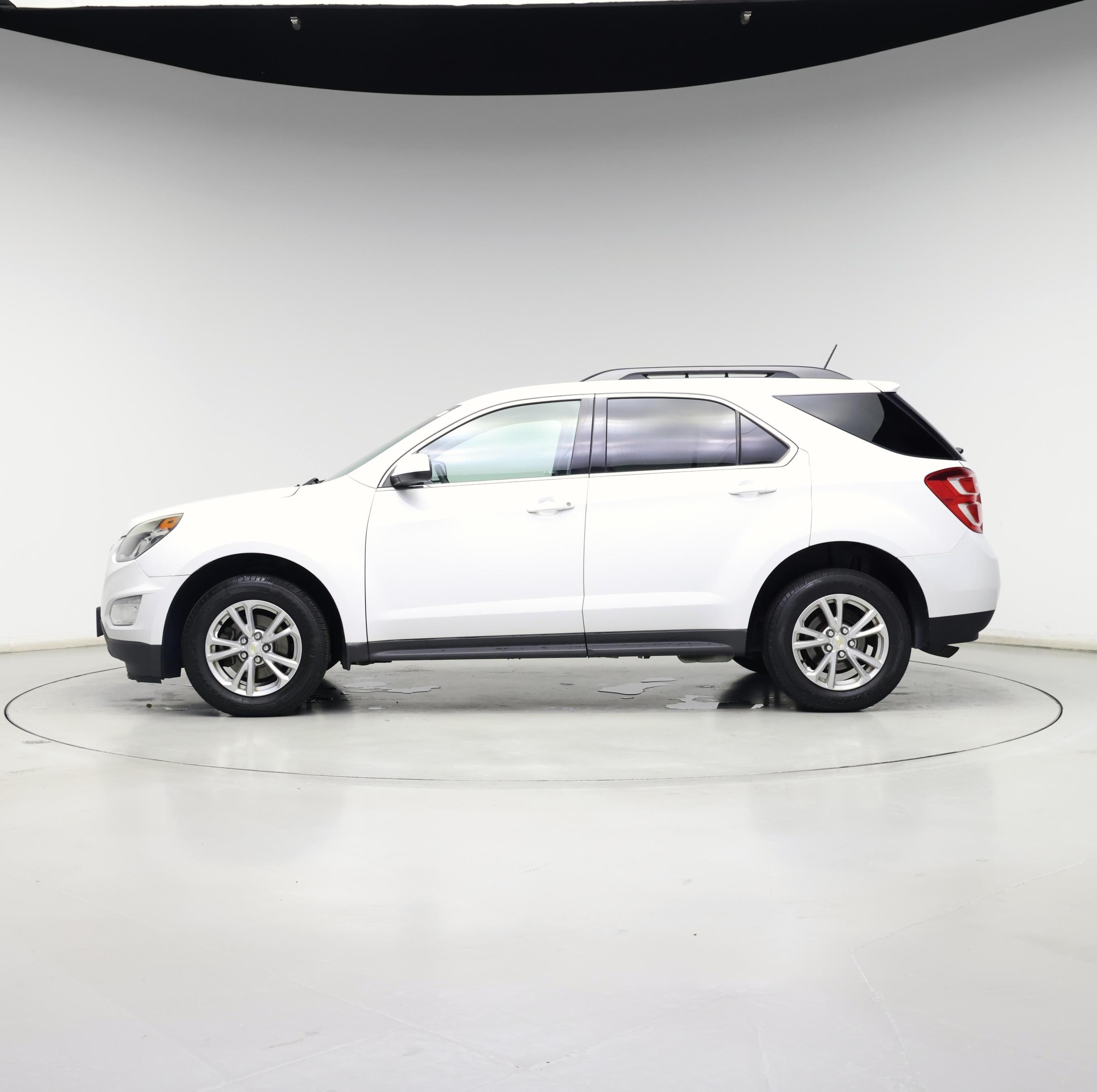 Thumbnail: 2017 Chevrolet Equinox - 3