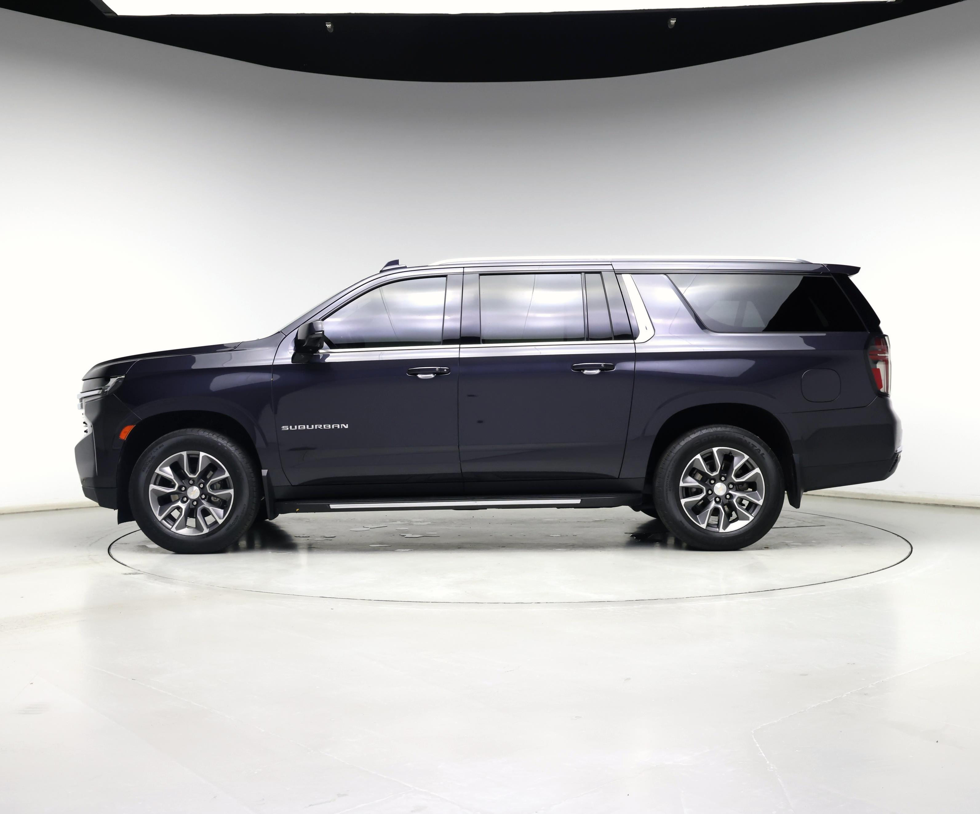 Thumbnail: 2022 Chevrolet Suburban - 3