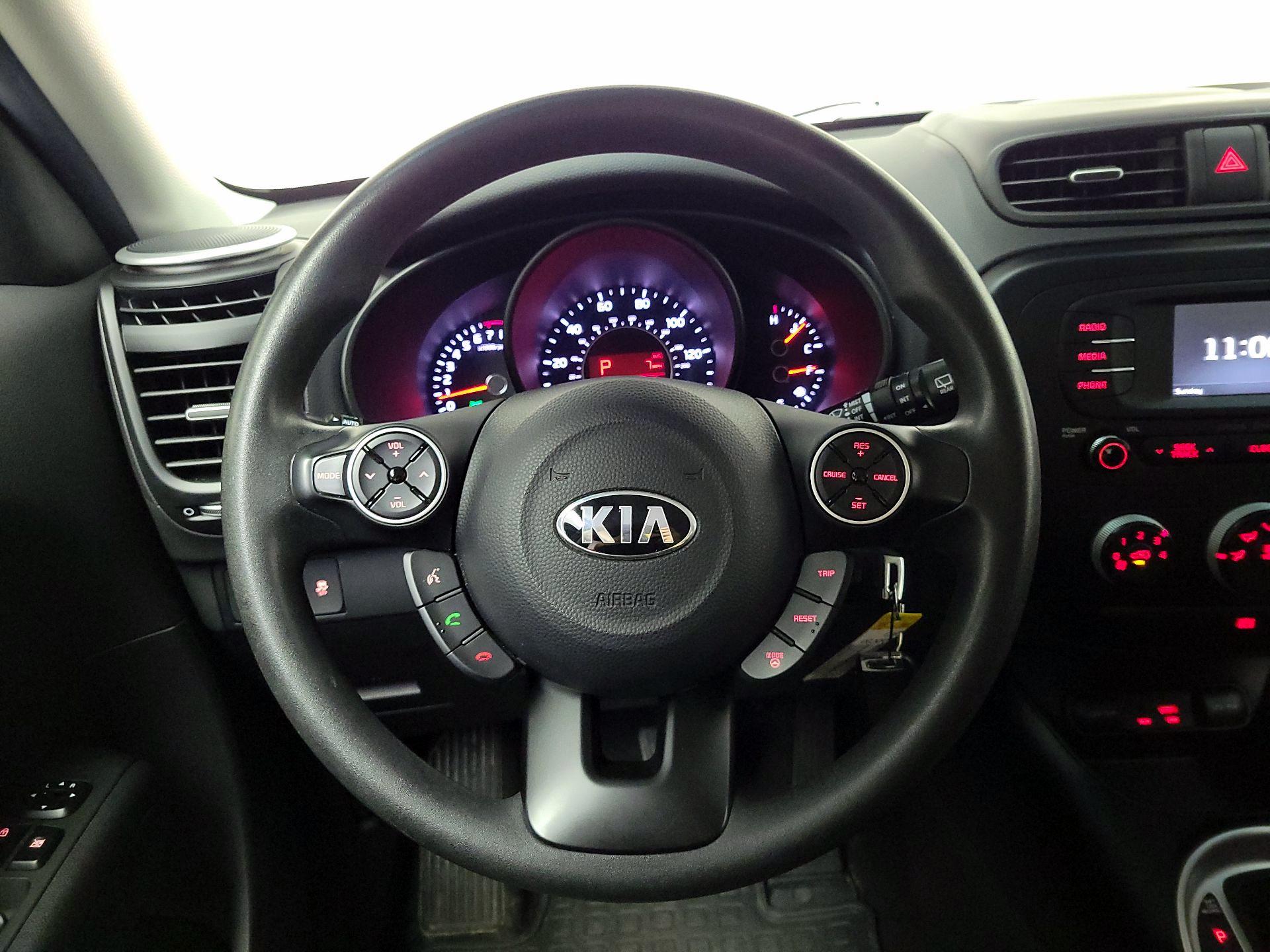 Thumbnail: 2016 Kia Soul - 10