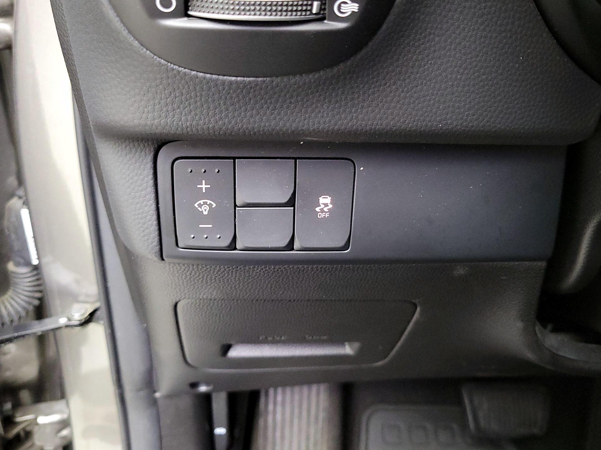 Thumbnail: 2016 Kia Soul - 13