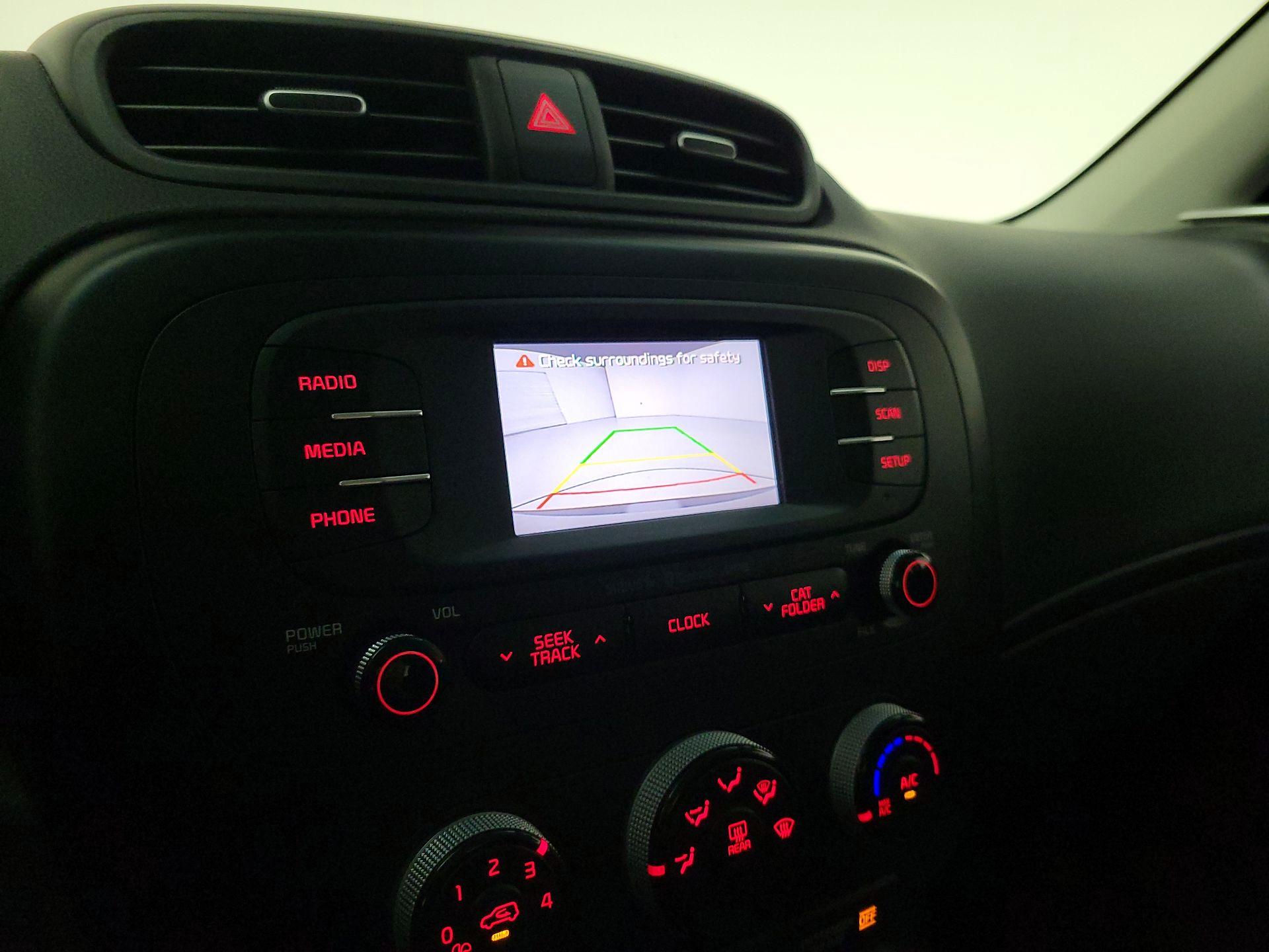 Thumbnail: 2016 Kia Soul - 14