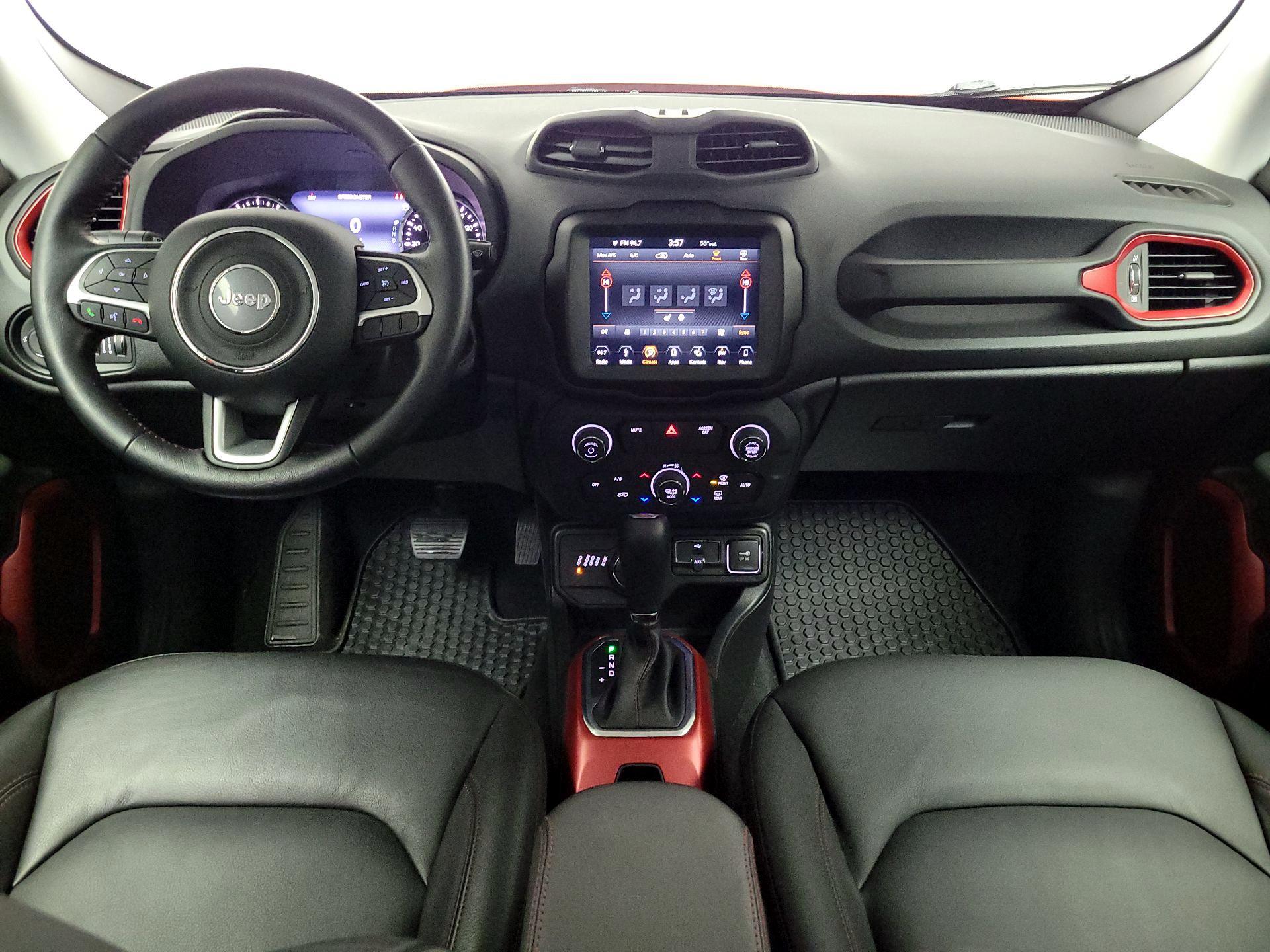 Thumbnail: 2019 Jeep Renegade - 9