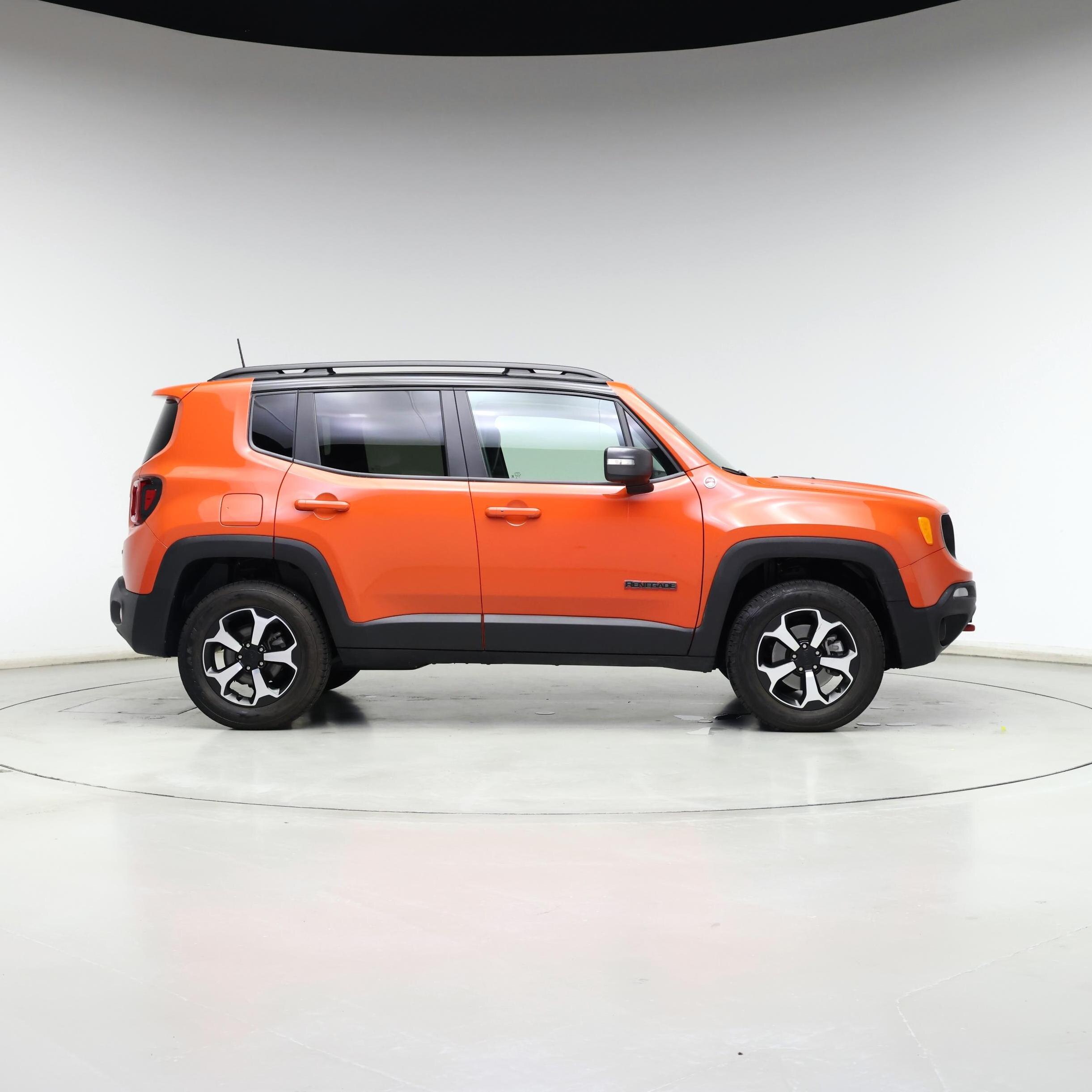 Thumbnail: 2019 Jeep Renegade - 7