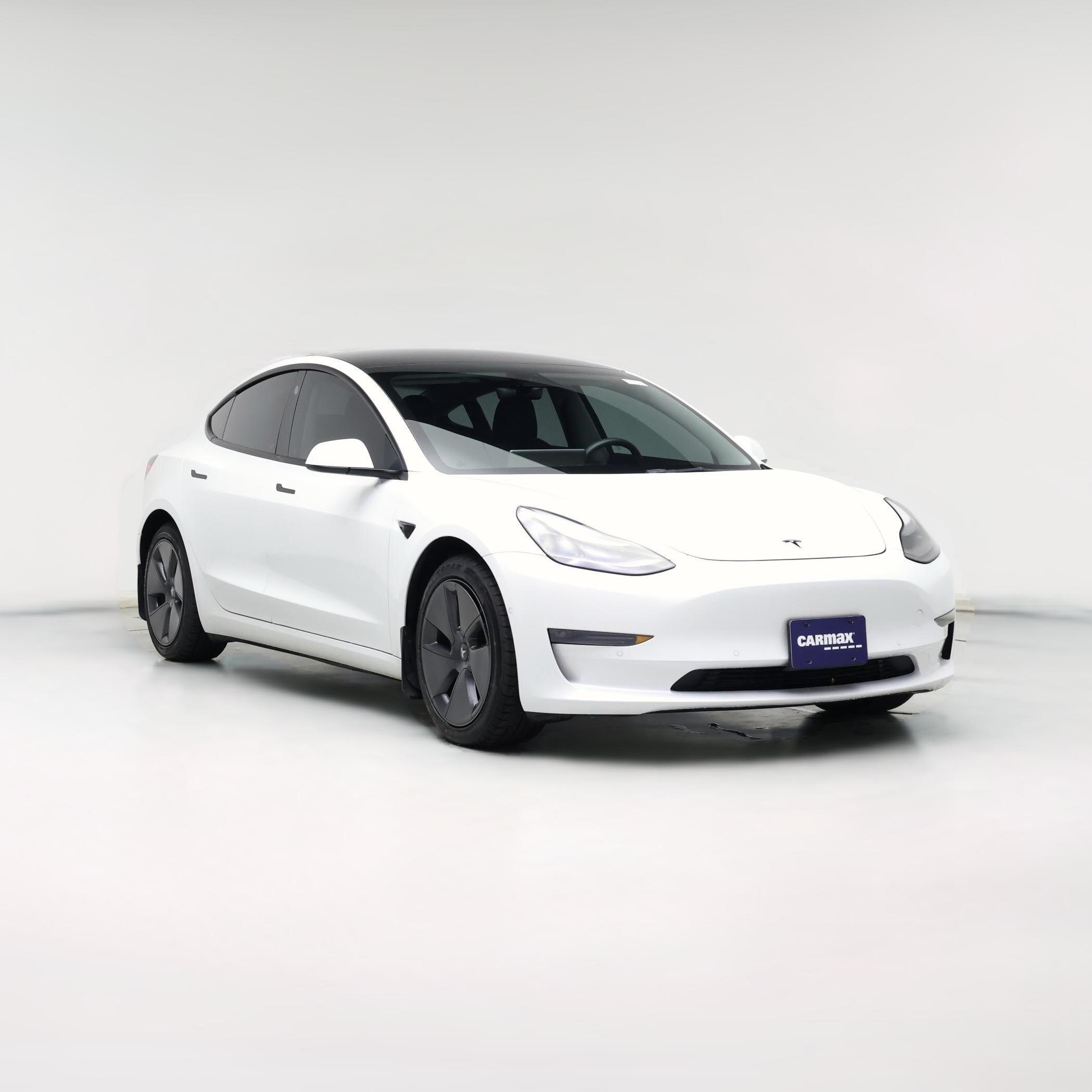 Thumbnail: 2022 Tesla Model 3 - 1