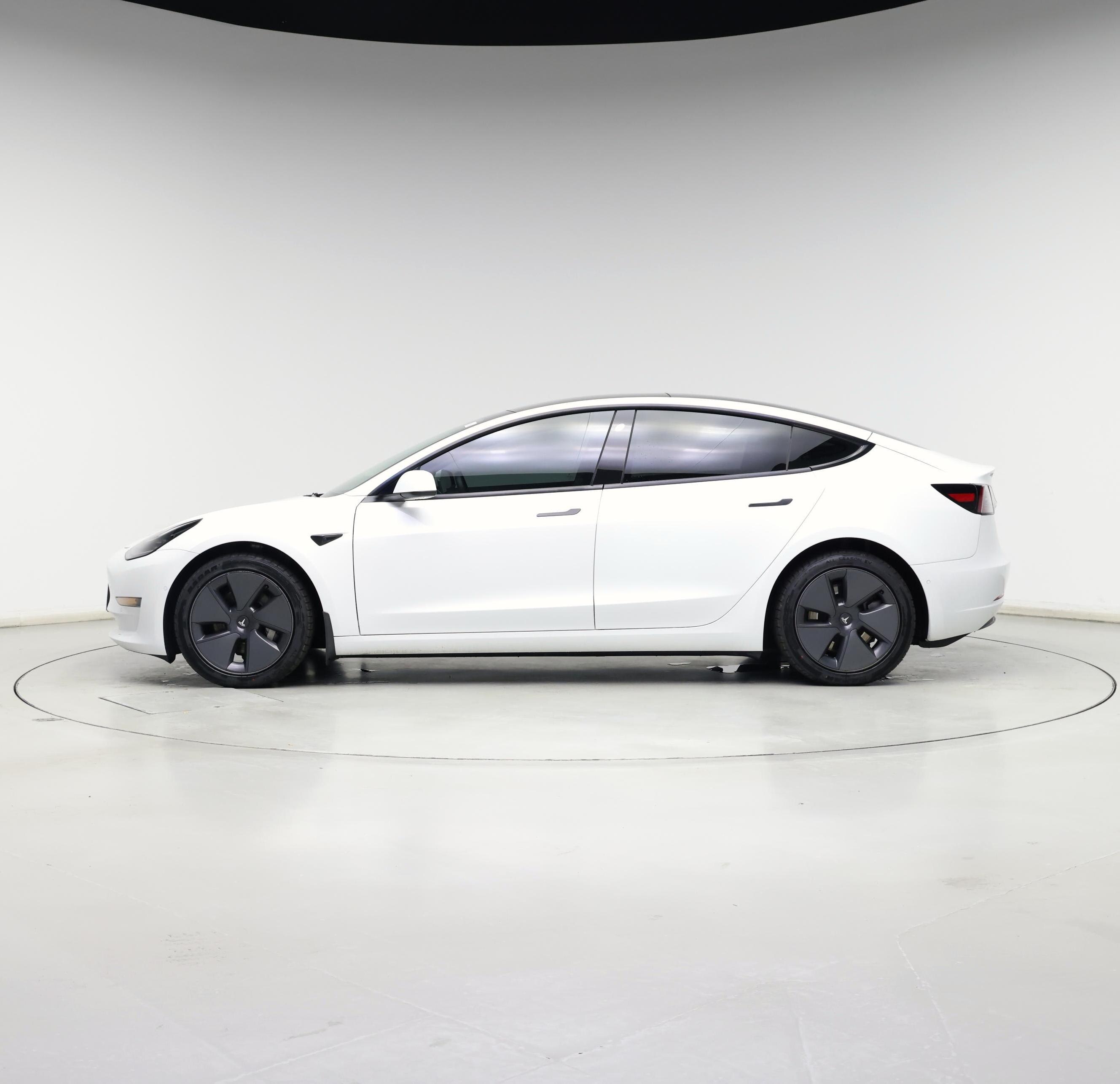 Thumbnail: 2022 Tesla Model 3 - 3