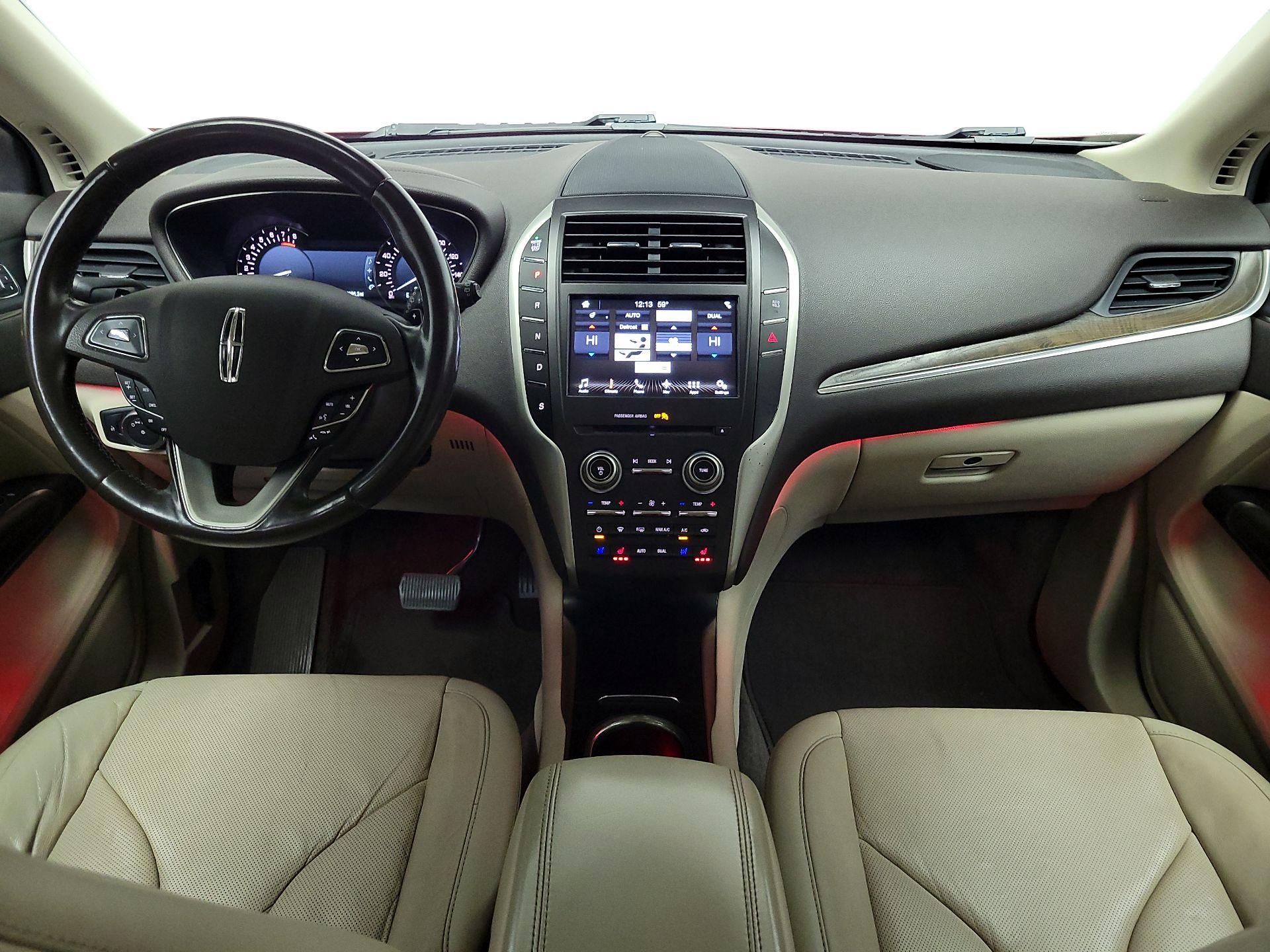 Thumbnail: 2017 Lincoln MKC - 9