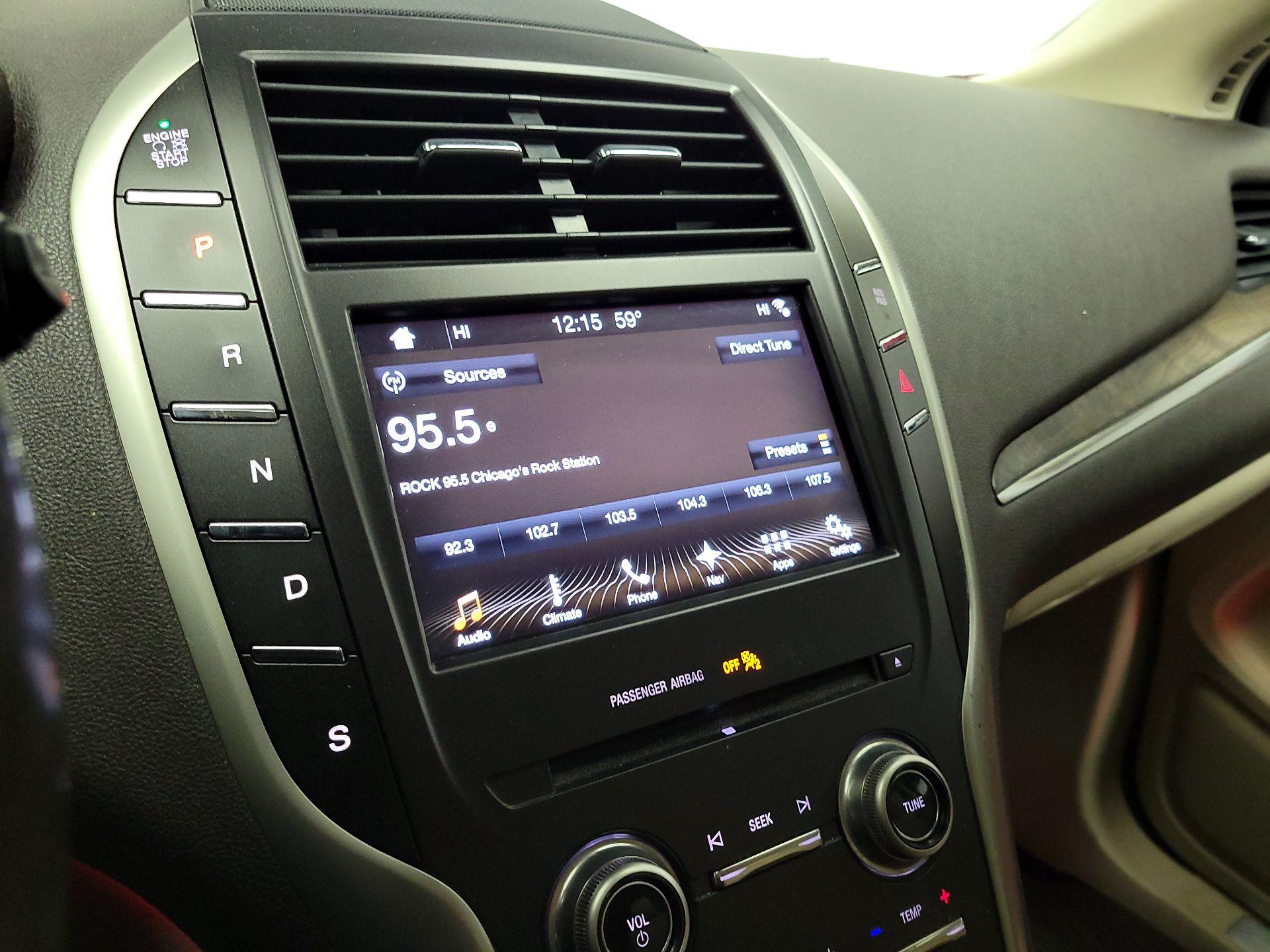 Thumbnail: 2017 Lincoln MKC - 16