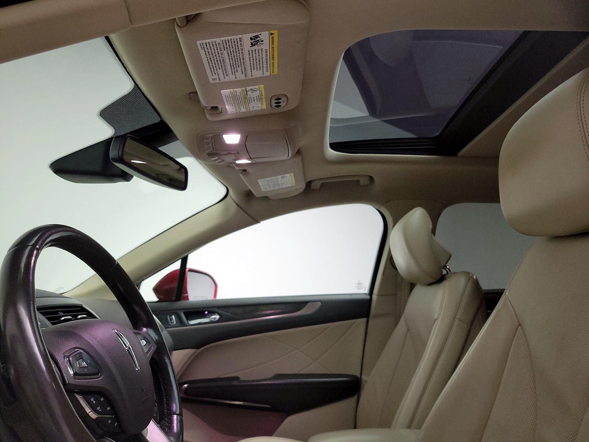 Thumbnail: 2017 Lincoln MKC - 20