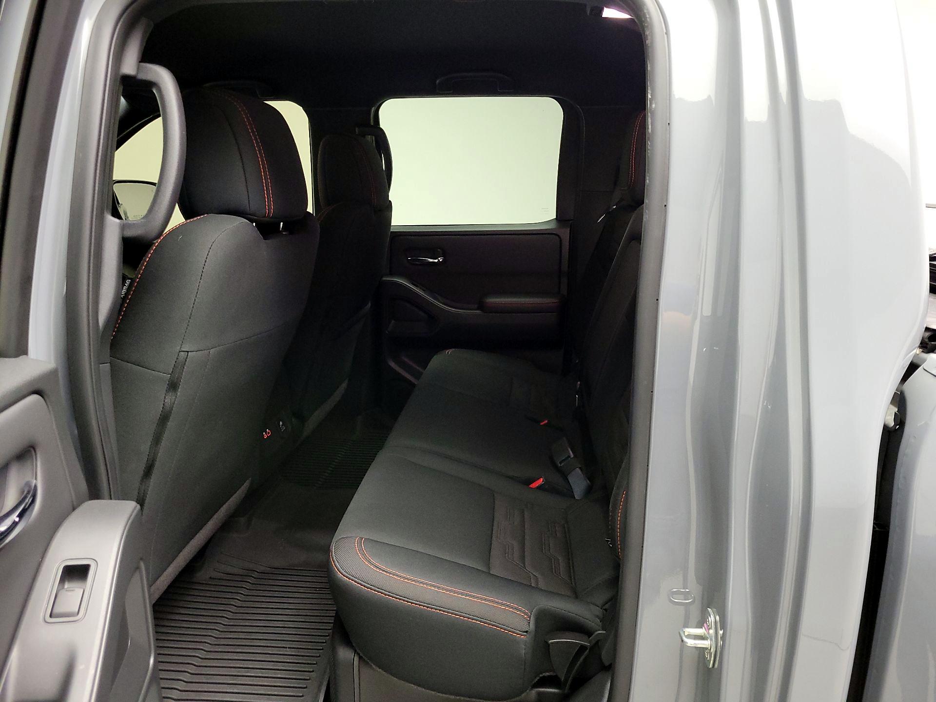 Thumbnail: 2024 Nissan Frontier - 20