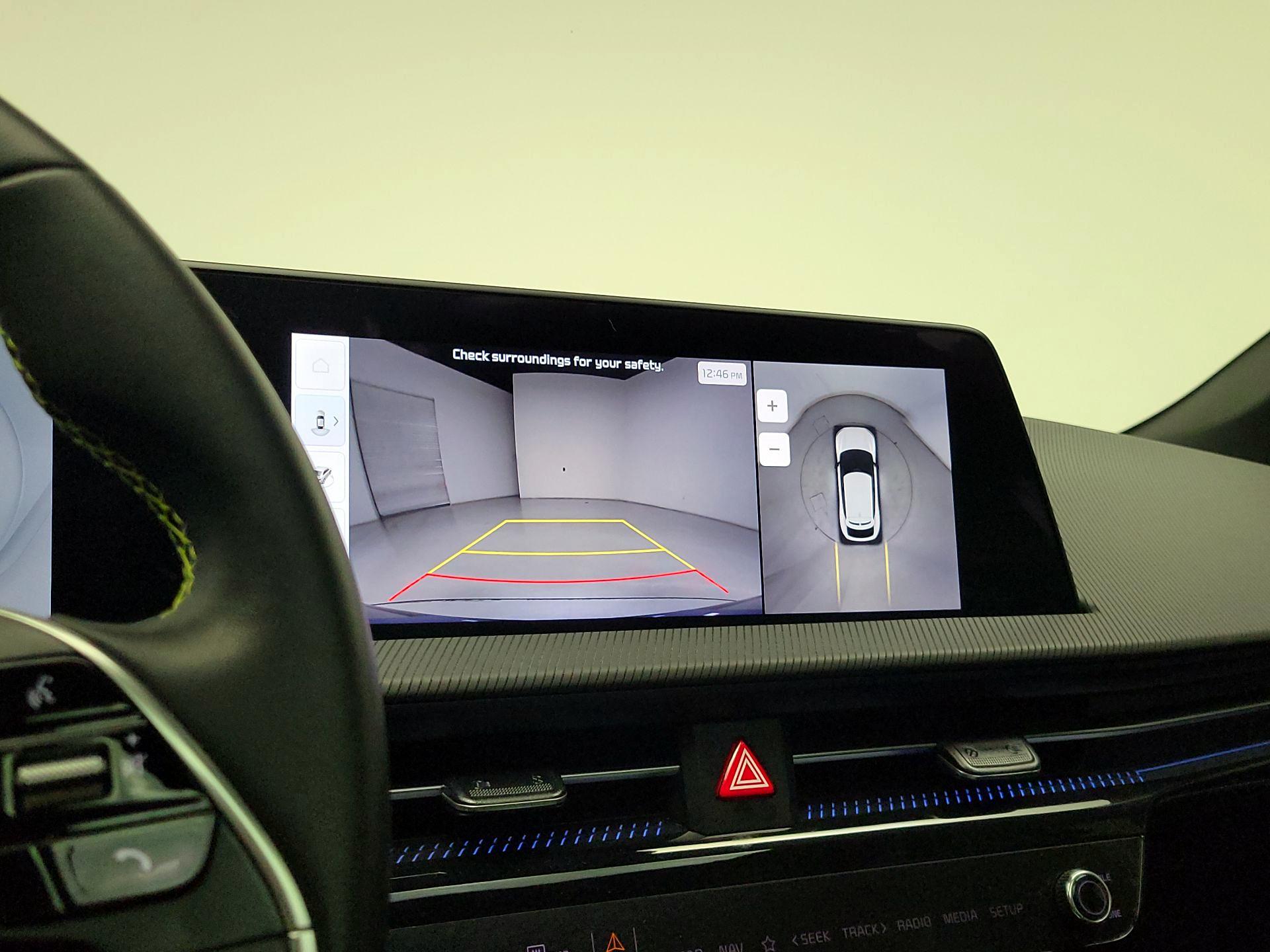 Thumbnail: 2023 Kia EV6 - 15